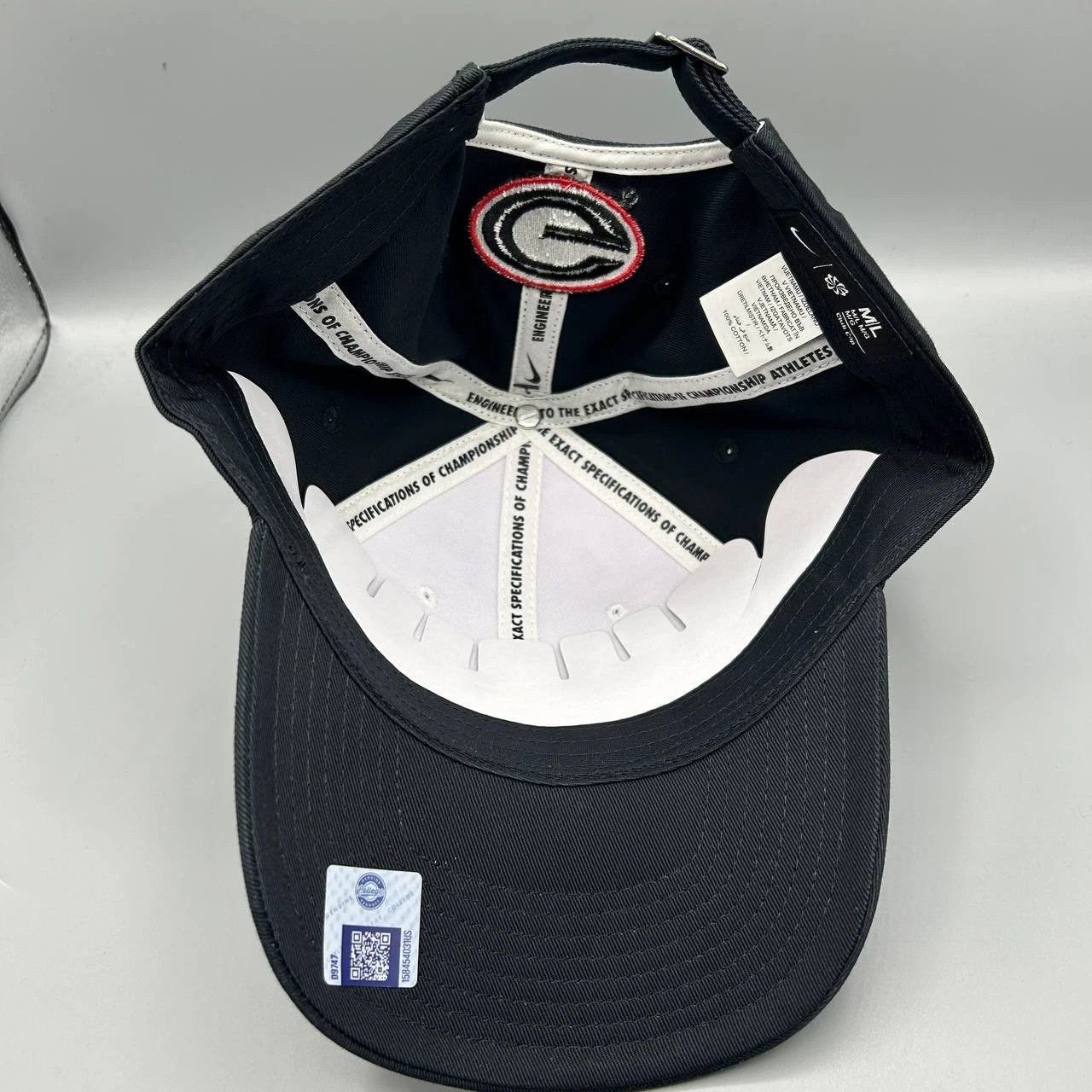 Nike Georgia Bulldogs x Nike Club Hat Men M-L Strap Back Cotton Size ONE SIZE - 3 Thumbnail