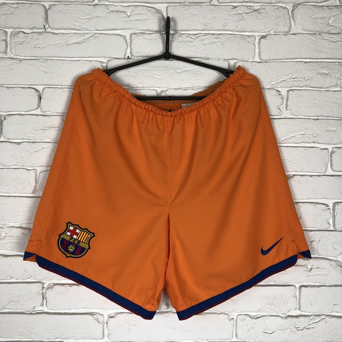Nike Barcelona Nike 2006 2008 away shorts vintage Size US 32 / EU 48 - 1 Thumbnail