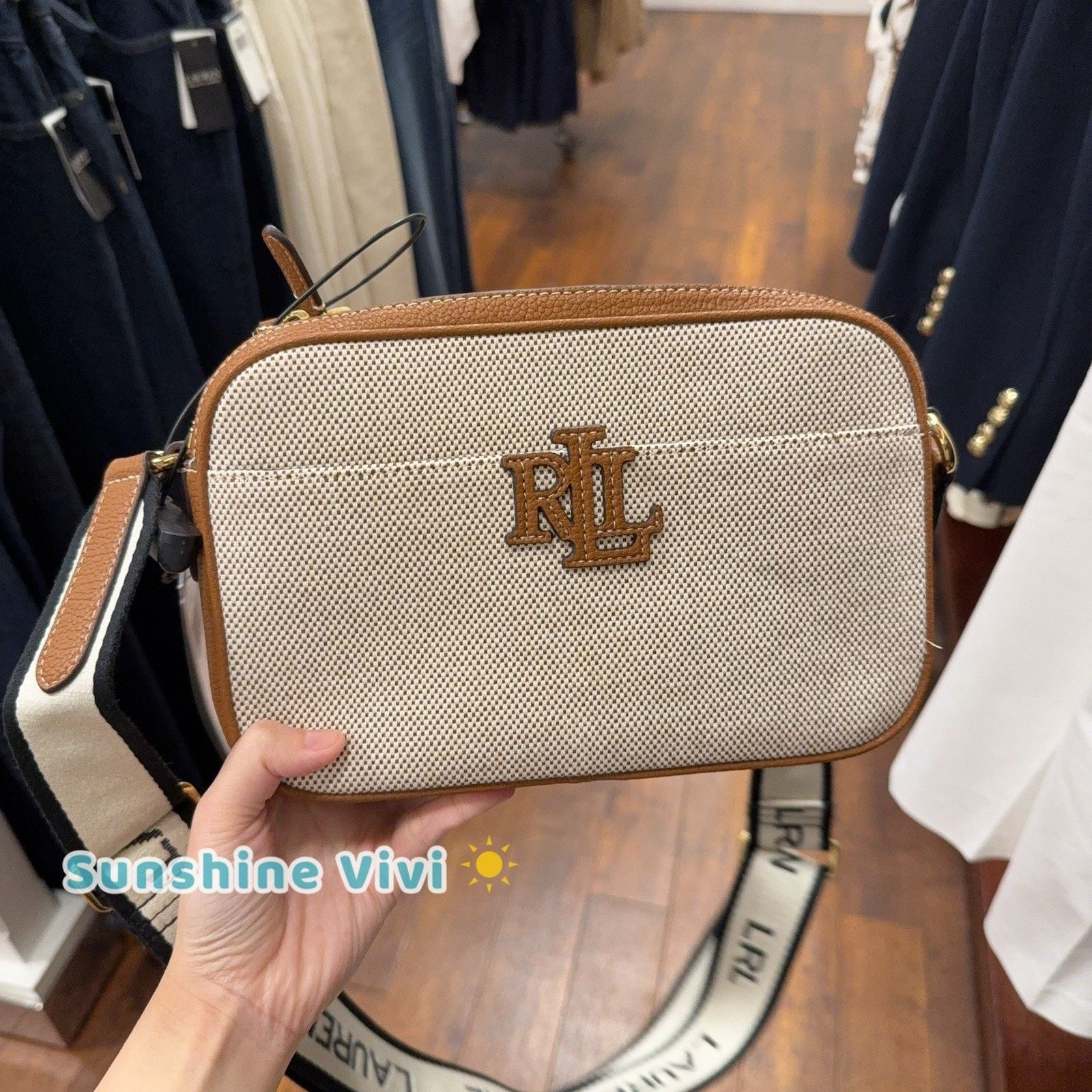 Lauren Ralph Lauren NWT Lauren Ralph Lauren Carrie Pebble Crossbody Bag Tan Size ONE SIZE - 2 Thumbnail