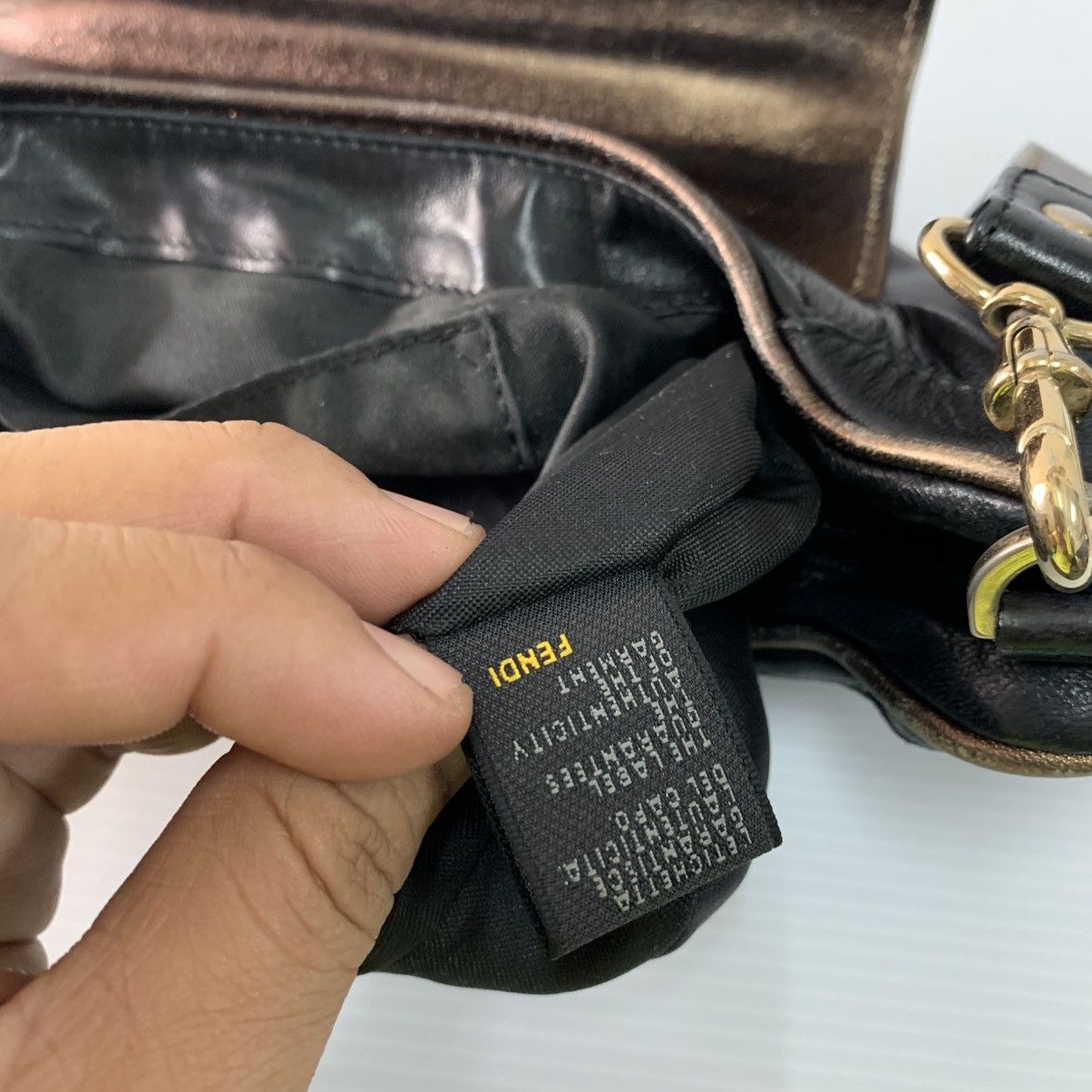Fendi Fendi Mini Mirror Vanity Leather Small Bag Size ONE SIZE - 18 Thumbnail