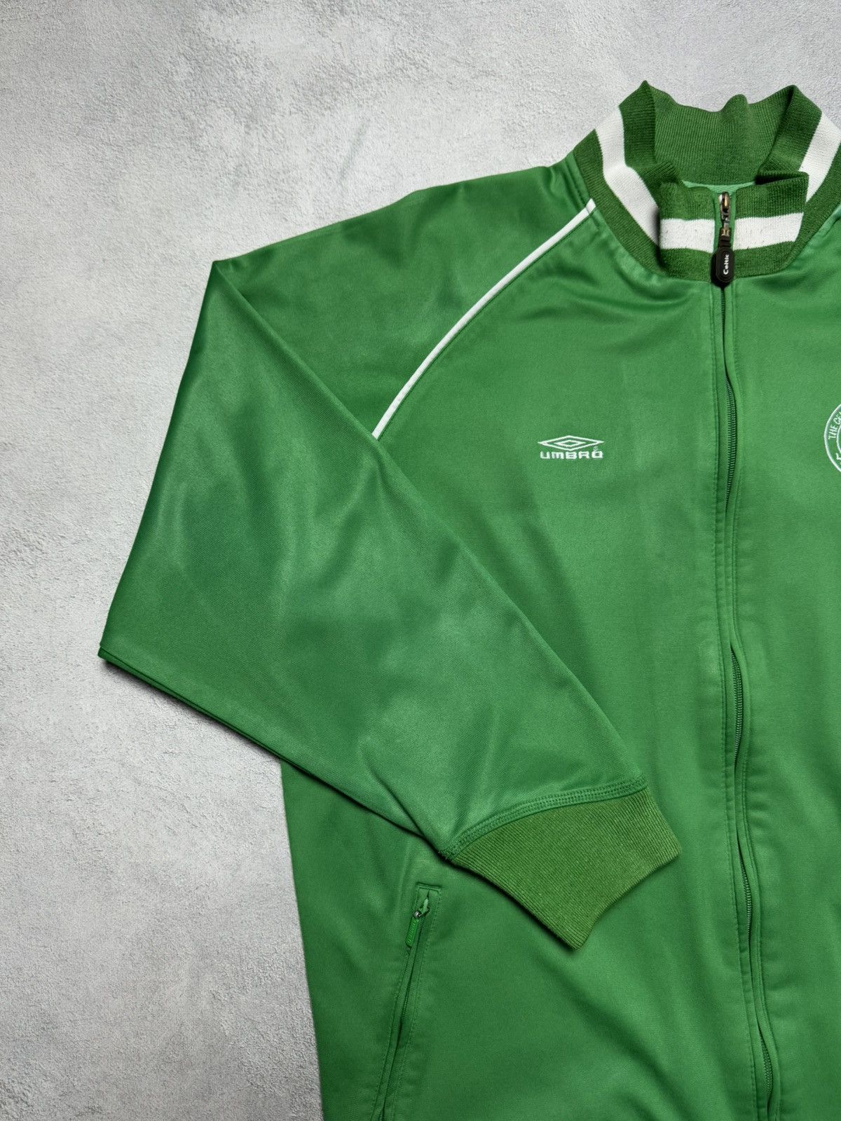 Umbro Celtic 2000 2001 Football Soccer Track Jacket Umbro Size US XL / EU 56 / 4 - 5 Thumbnail