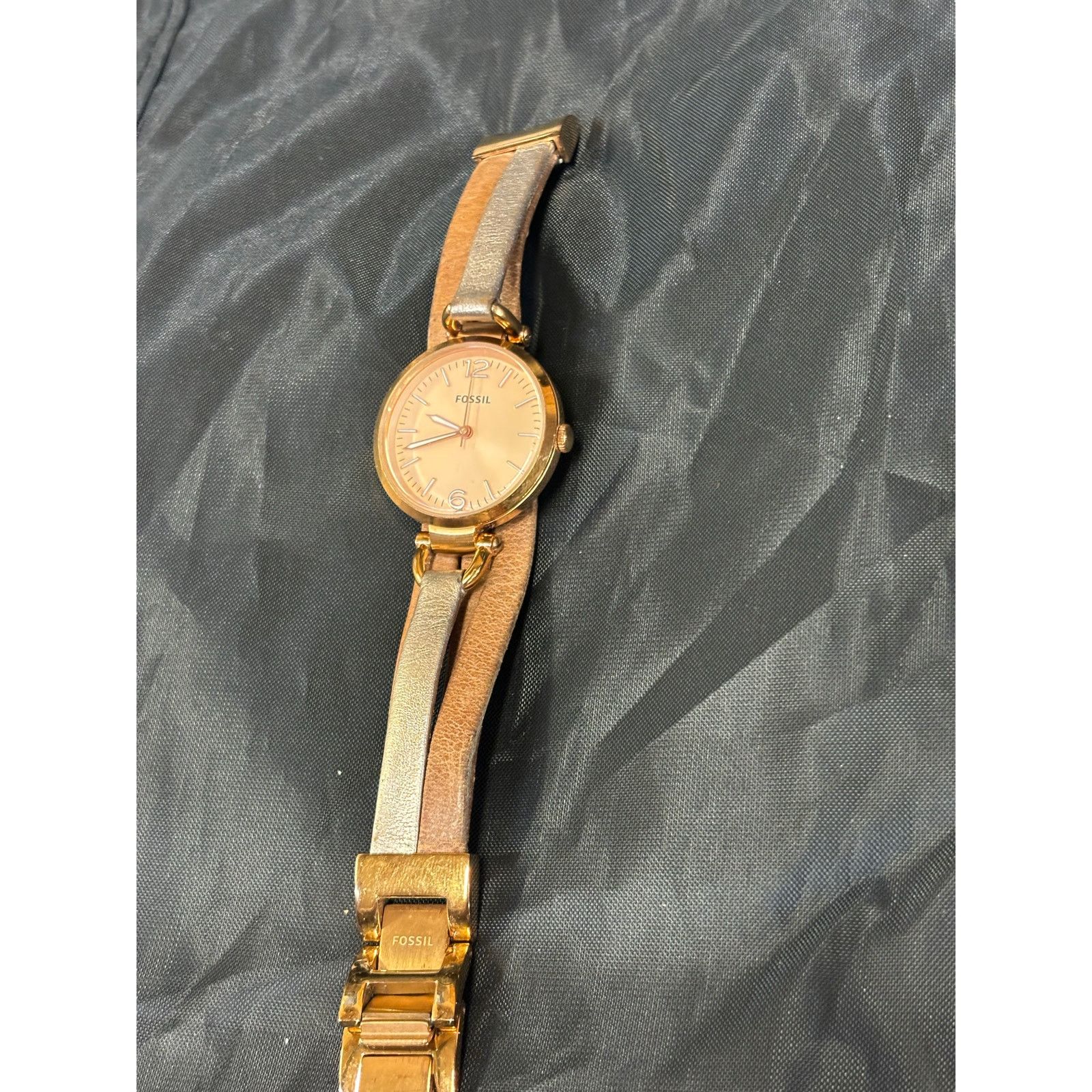 Fossil Fossil Georgia ES3411 Leather Band Womens Watch. New Battery Size ONE SIZE - 4 Thumbnail