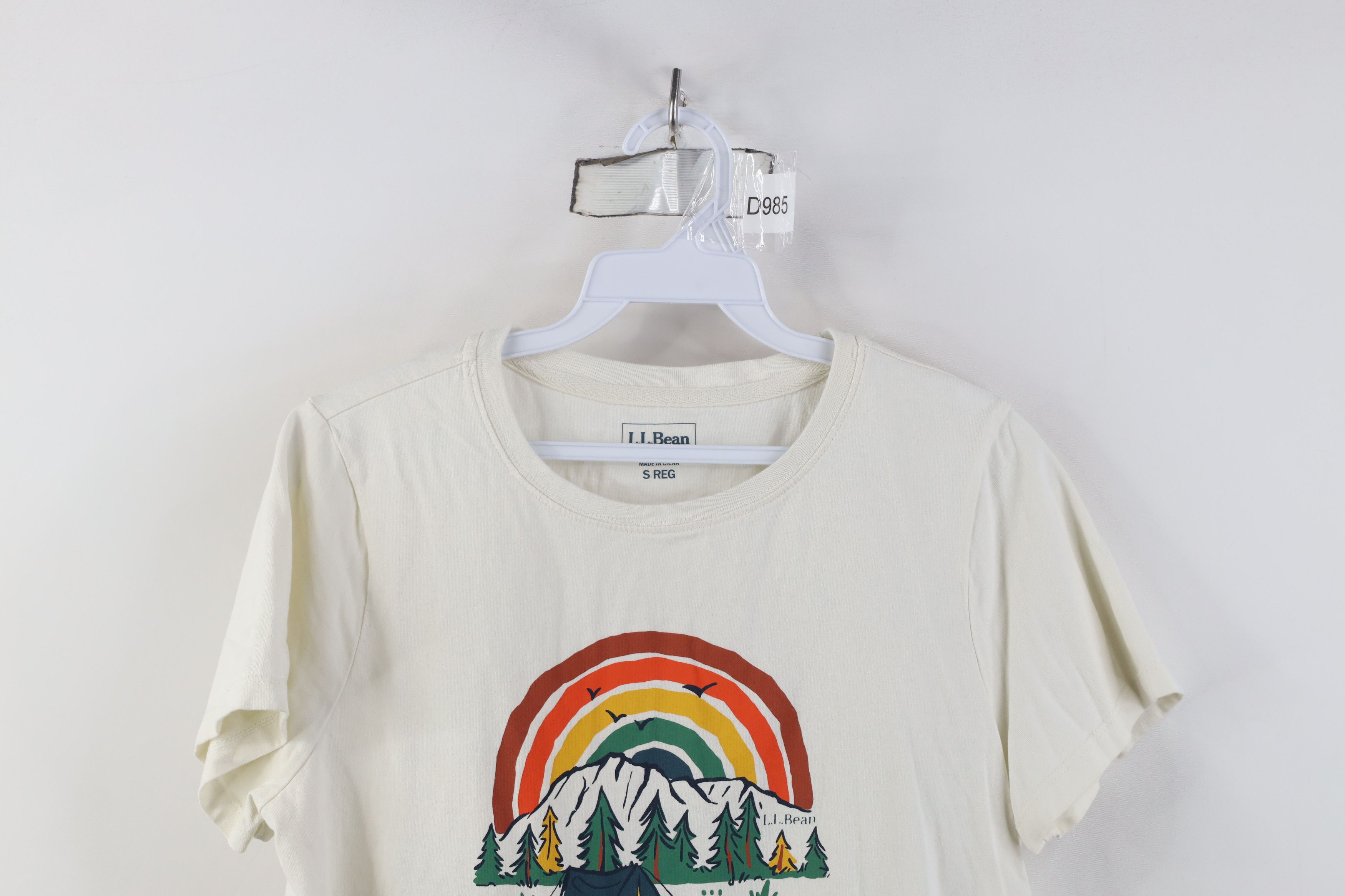 L.L. Bean LL Bean Rainbow Camping Short Sleeve T-Shirt Cream Cotton Size S / US 4 / IT 40 - 2 Thumbnail