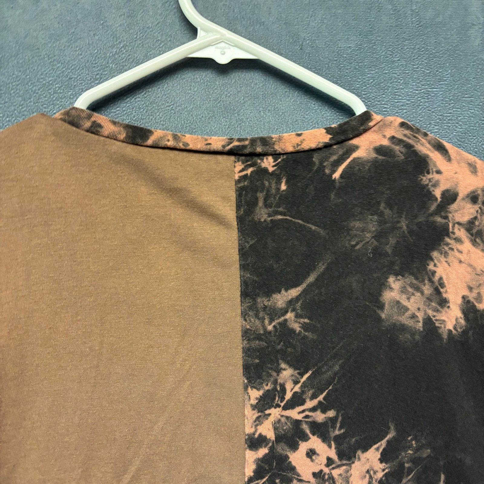 Shein SHEIN Split Graphic Tee – Tie-Dye Los Angeles & Eagle Print Size L / US 10 / IT 46 - 5 Thumbnail