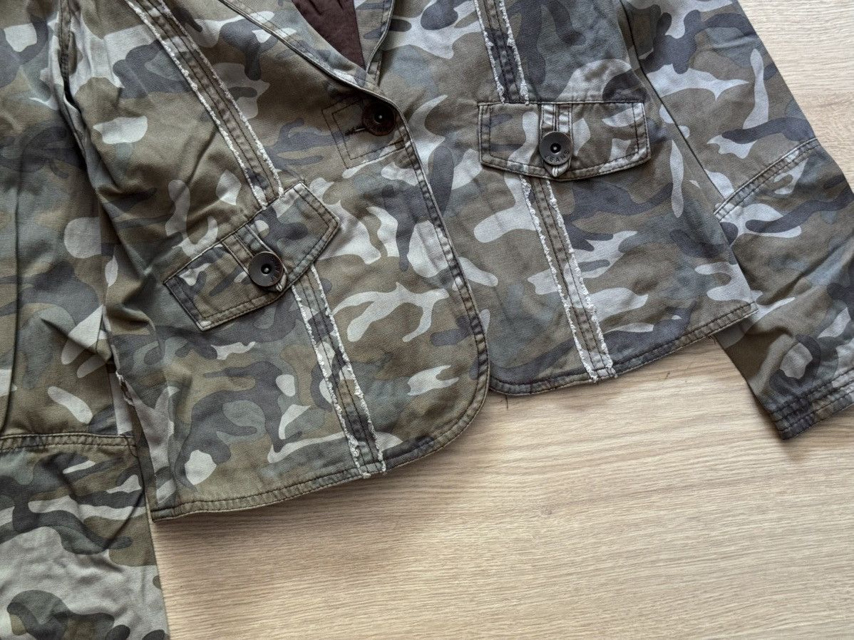 Japanese Brand Vintage Clockhouse Women’s y2k Camo Japanese Dragon Blazer Size M / US 6-8 / IT 42-44 - 3 Thumbnail