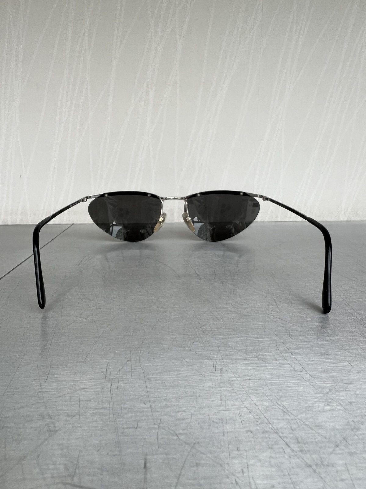 Chloe Chloe Vintage Sunglasses Size ONE SIZE - 5 Thumbnail