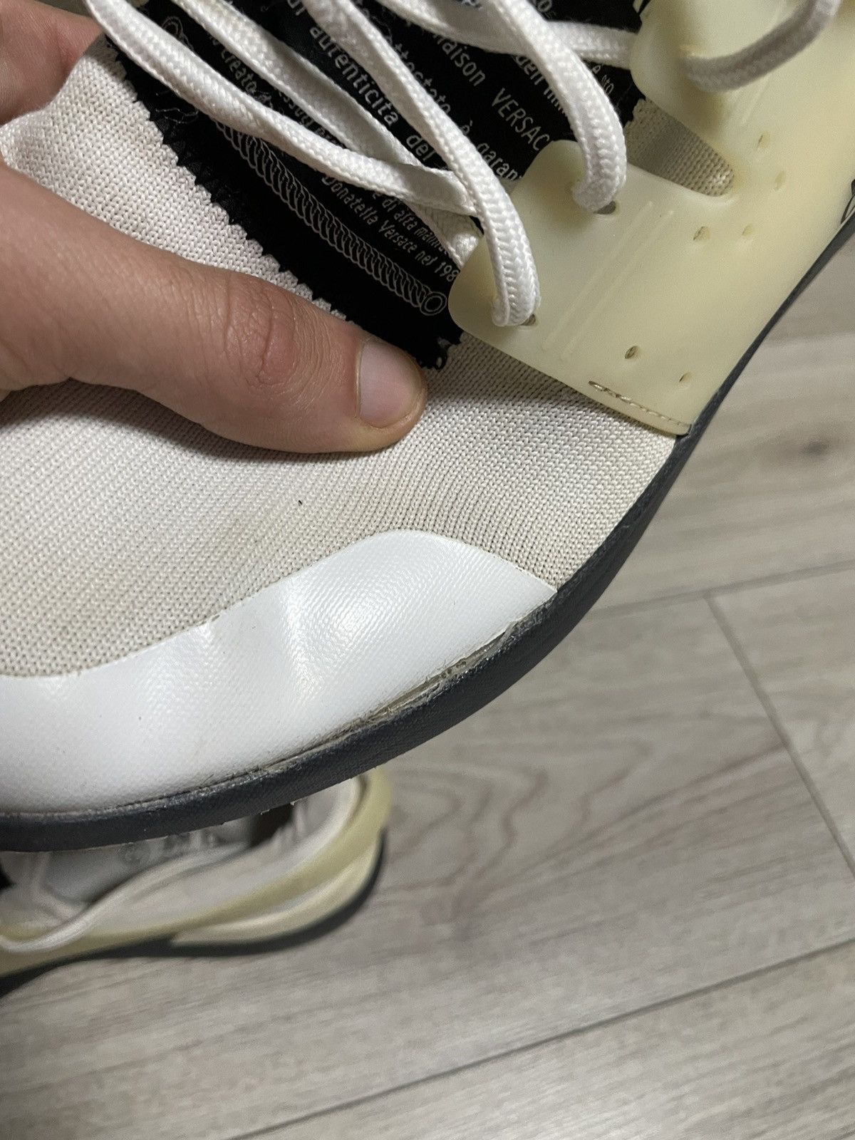 Versace Versace Jeans Couture White Sneakers Size 43 Vintage Size US 10 / EU 43 - 21 Thumbnail