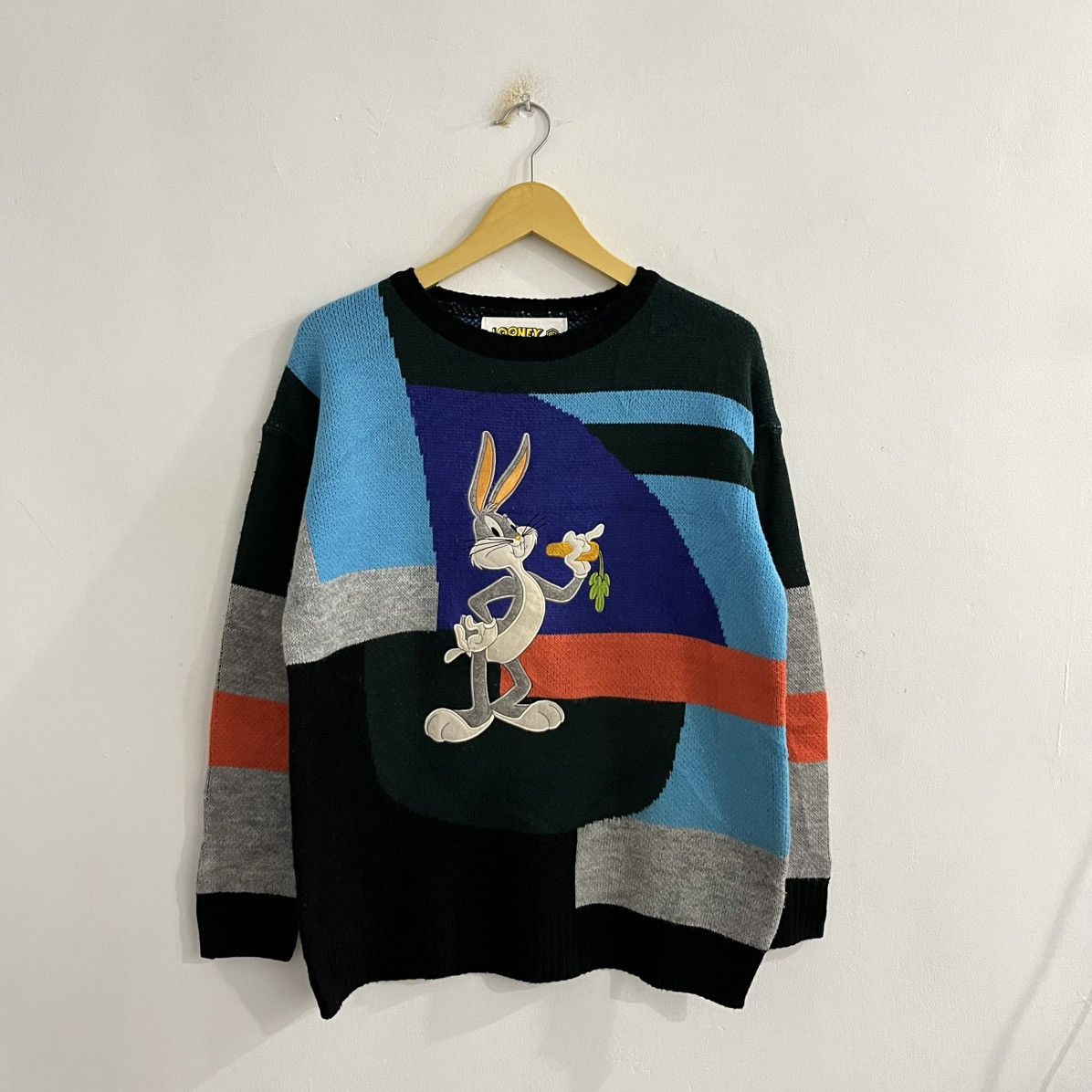 Warner Bros Looney Tunes Bugs Bunny WB Knit Sweatshirt Size US M / EU 48-50 / 2 - 1 Thumbnail