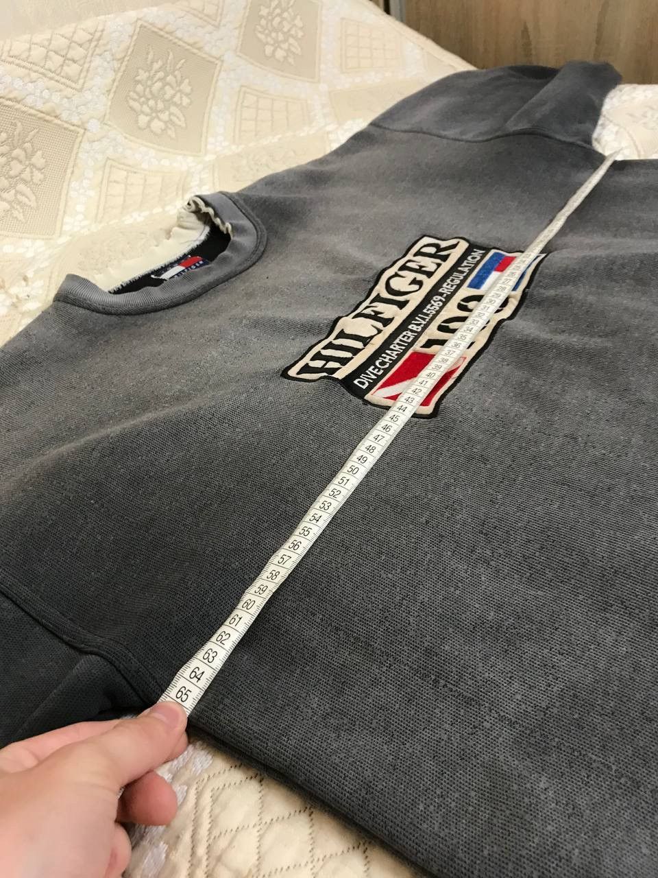 Tommy Hilfiger 🔥 TOMMY HILFIGER 90S VINTAGE CENTER LOGO OVERSIZE SWEATSHIRT Size US XL / EU 56 / 4 - 19 Thumbnail