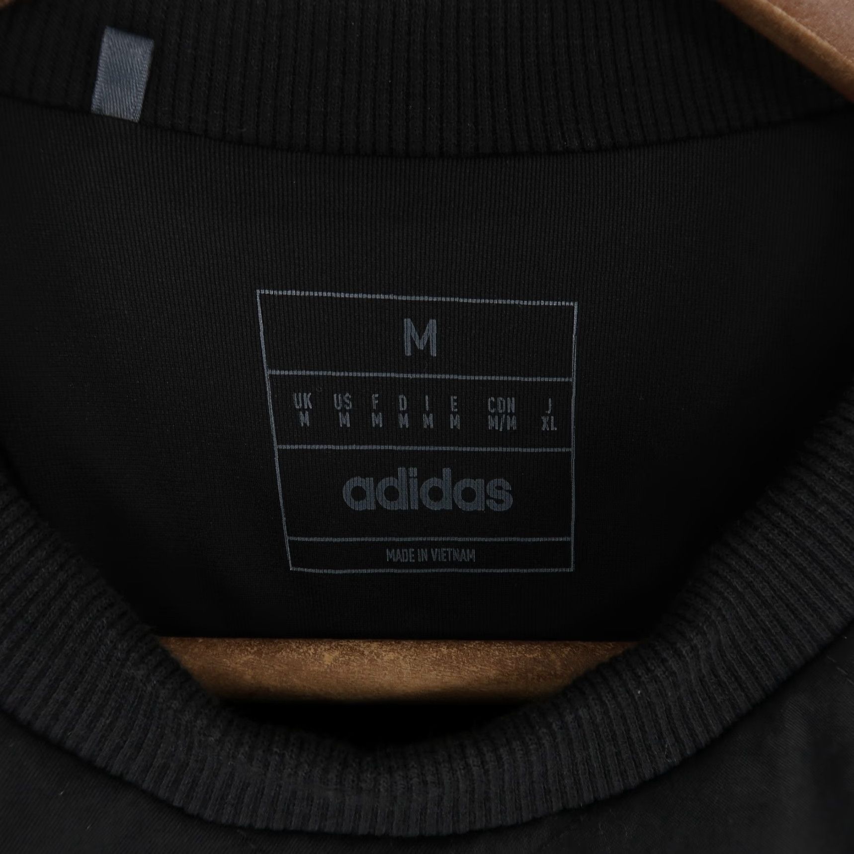 Adidas Adidas Go To Pullover Mens M Black Quilted Crewneck Side Zip Golf Shirt Size US M / EU 48-50 / 2 - 7 Thumbnail