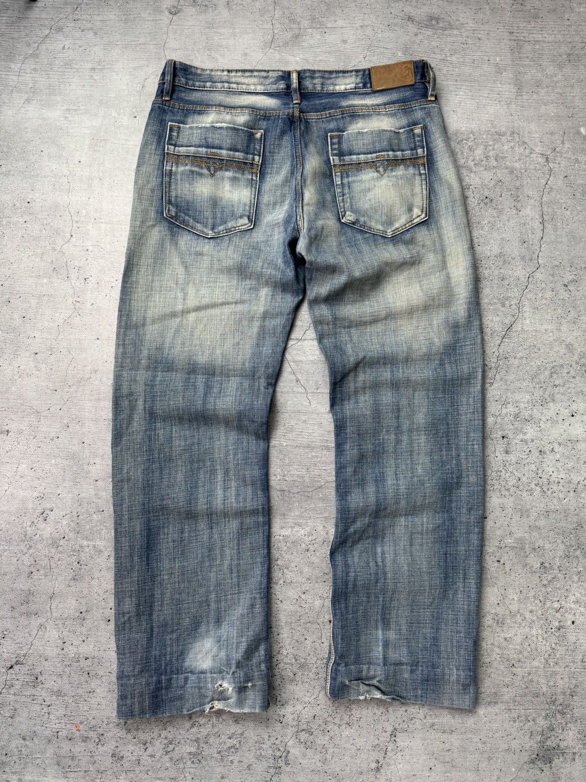 Japanese Brand Vintage Diesel Jeans Washed Wide Japanese Y2K Avant Garde Size US 38 / EU 54 - 2 Thumbnail