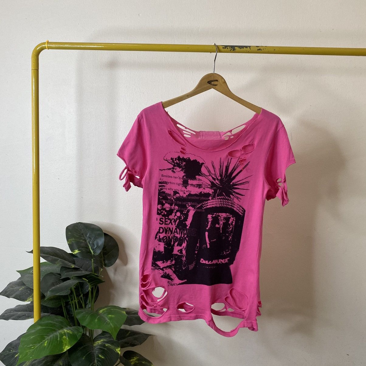 Seditionaries Sexy Dynamite London GBH Punk Anarchist Rebels T Shirt Size US S / EU 44-46 / 1 - 1 Thumbnail