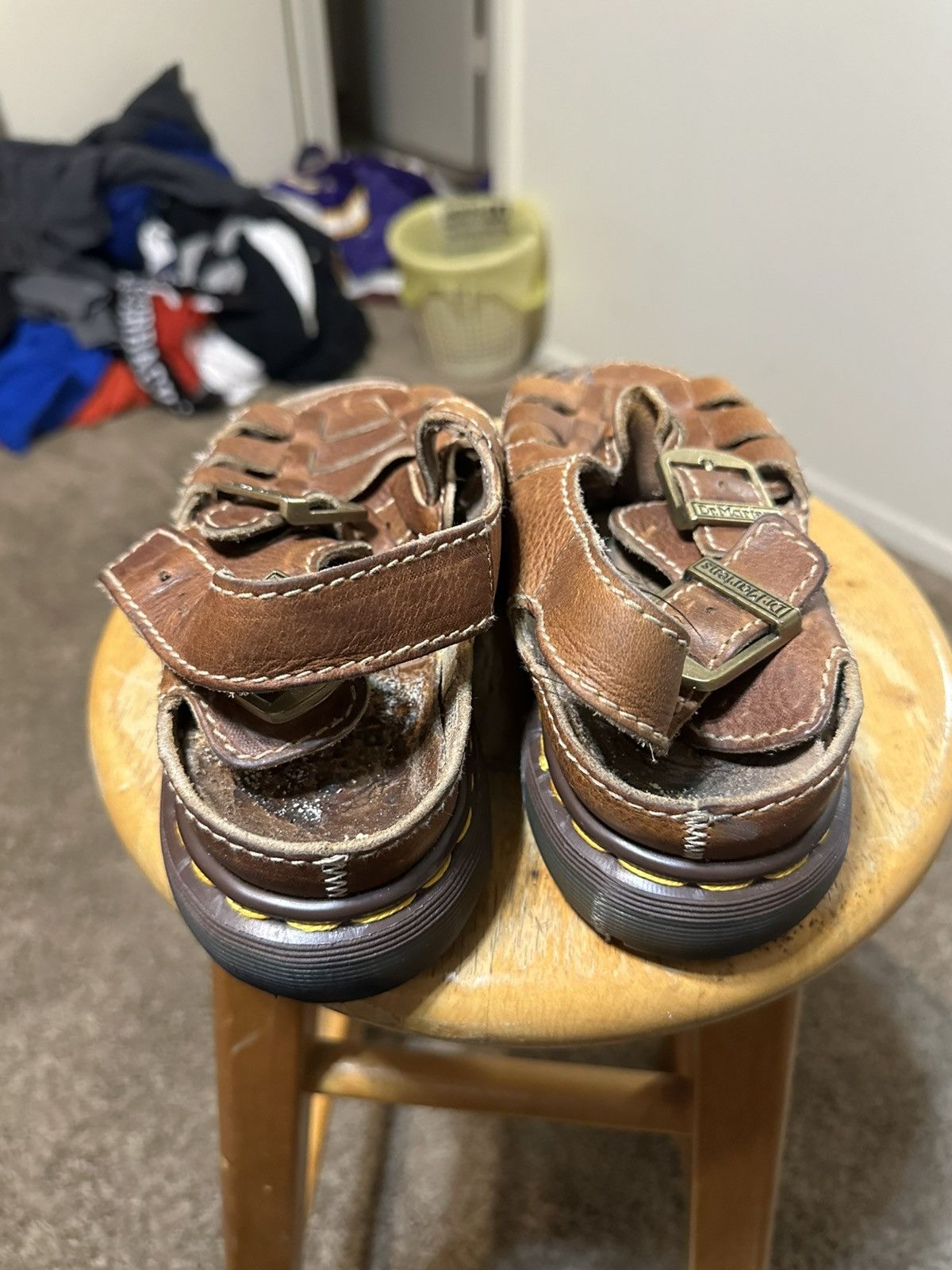 Dr. Martens Vintage Dr. Martens “fisherman brown” sandals 90s size 4 Size US 4 / IT 34 - 4 Thumbnail