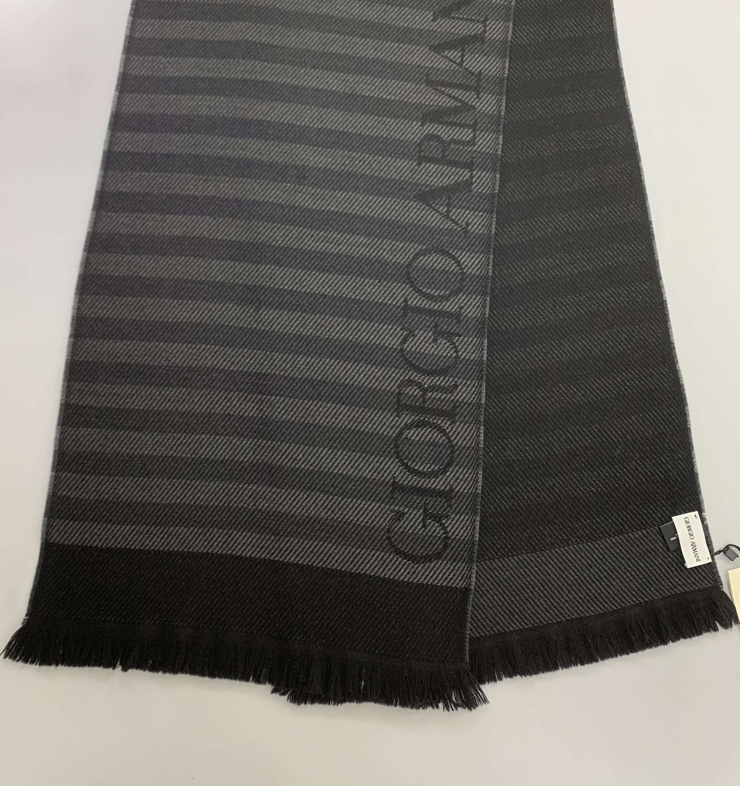 Giorgio Armani Giorgio Armani Scarf Wool Muffler Neck Wrap BL1040 Size ONE SIZE - 3 Thumbnail
