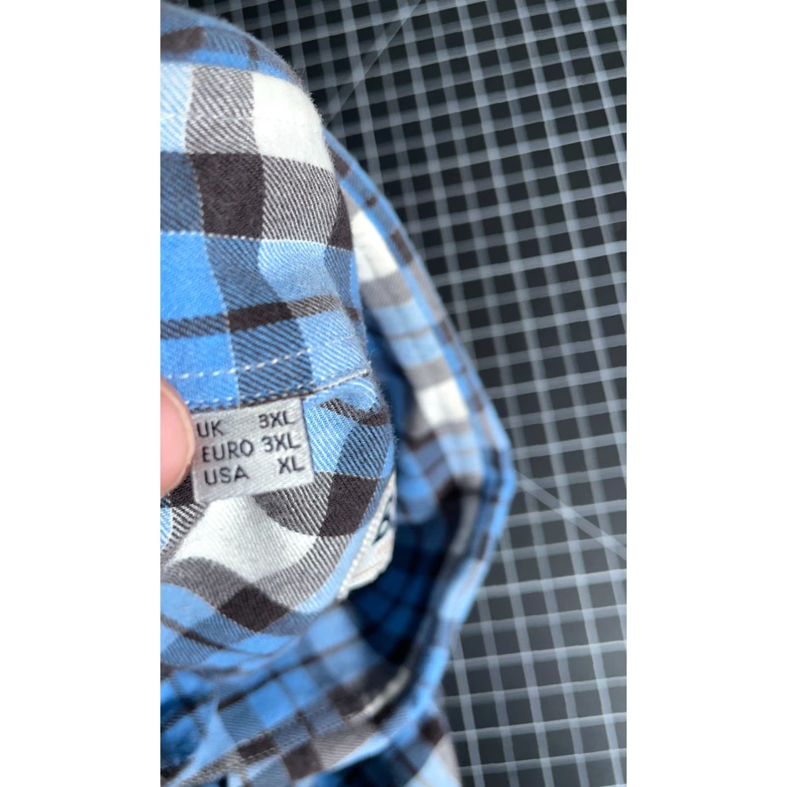 Barbour Barbour Shirt Mens XL Blue Plaid Flannel Lightweight Button-Up Long Sleeve Embroidered Pocket Casual Workwear Mens Size US XL / EU 56 / 4 - 4 Thumbnail