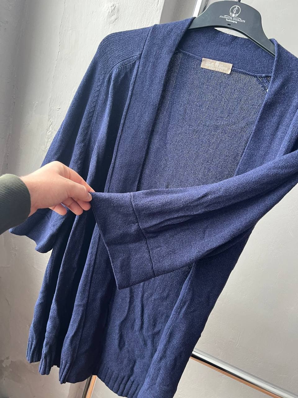 Loro Piana DELLA CIANA CASHMERE WOMEN BLUE NAVY LUXURY CARDIGAN SZ 46 Size L / US 10 / IT 46 - 8 Thumbnail