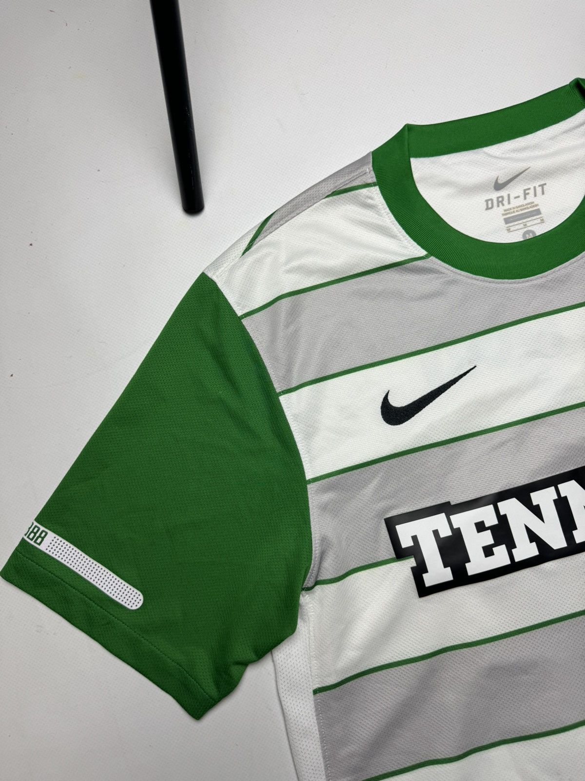 Nike Rare Celtic Nike soccer jersey #18 Lennon y2k Size US M / EU 48-50 / 2 - 9 Thumbnail