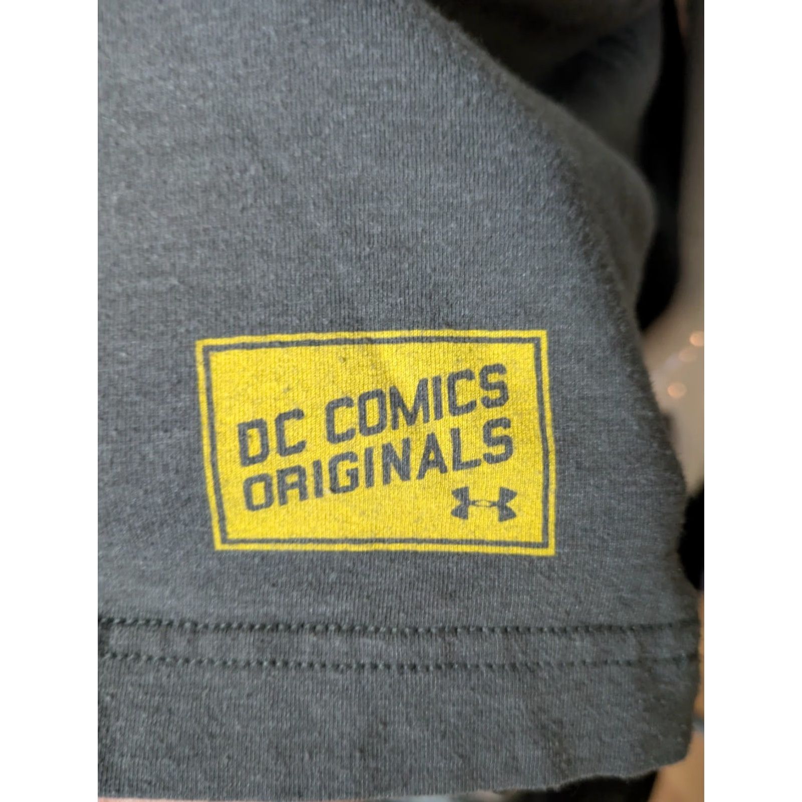 Under Armour Under Armour DC Comics The Flash Crimson Comet T Shirt XL Men Graphic Tee Short Sleeve Crew Neck Gray Cotton Blend Vintage? Size US XL / EU 56 / 4 - 3 Thumbnail