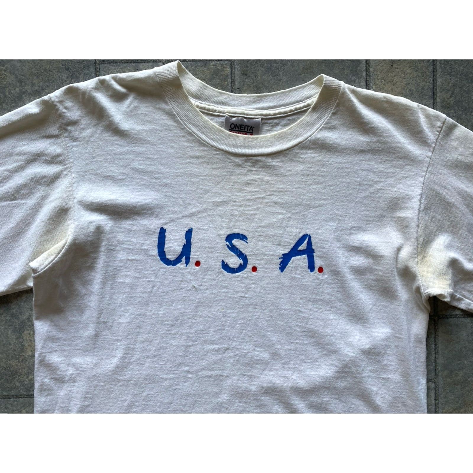 Vintage VINTAGE Oneita Long Sleeve Shirt USA Men’s Medium White Flaws Wear 90s shirt Mens Size US M / EU 48-50 / 2 - 4 Thumbnail