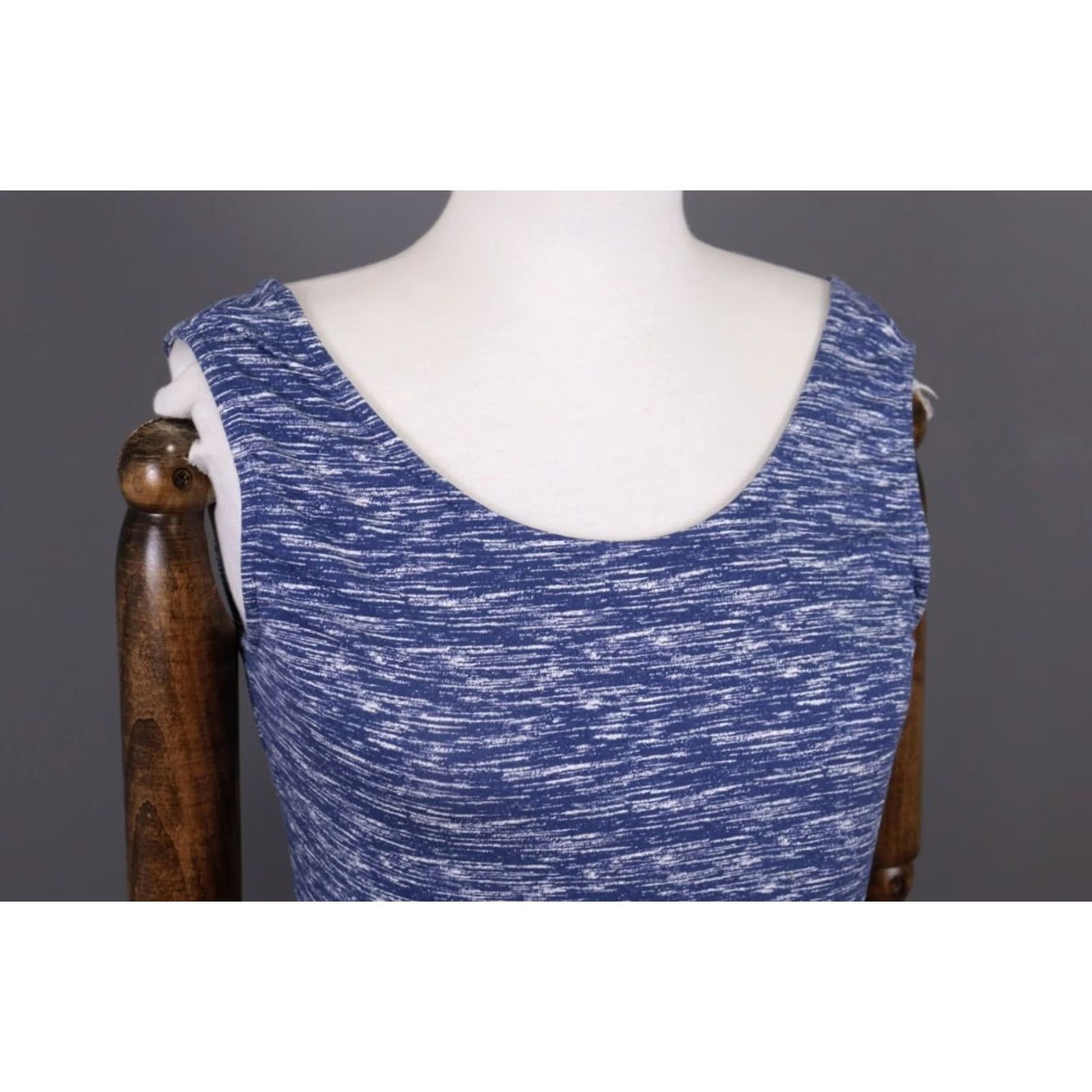 Vintage Elisa Cavaletti Sono Italiana Blue Printed Bodycon Sleeveless Long Dress L Womens Color Blue Size L Size L / US 10 / IT 46 - 7 Thumbnail