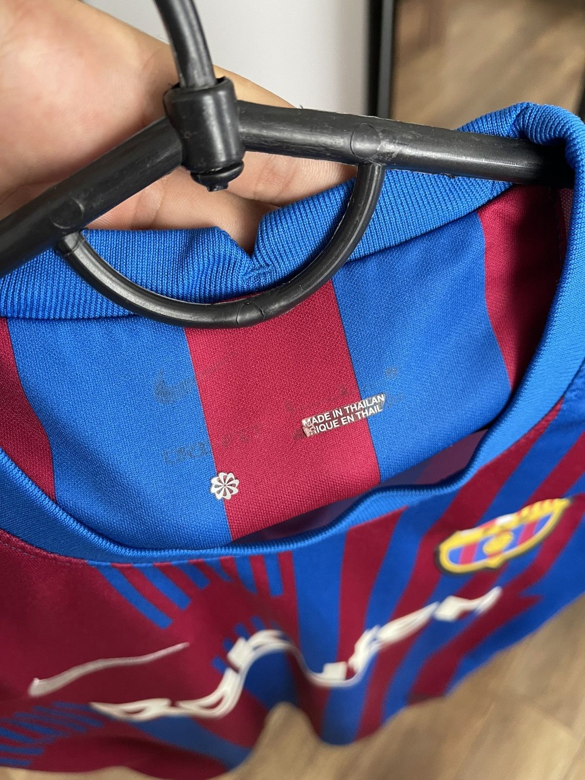 Nike 2021/2022 Nike Barcelona Soccer Jersey T-Shirt Tee Size US S / EU 44-46 / 1 - 9 Thumbnail