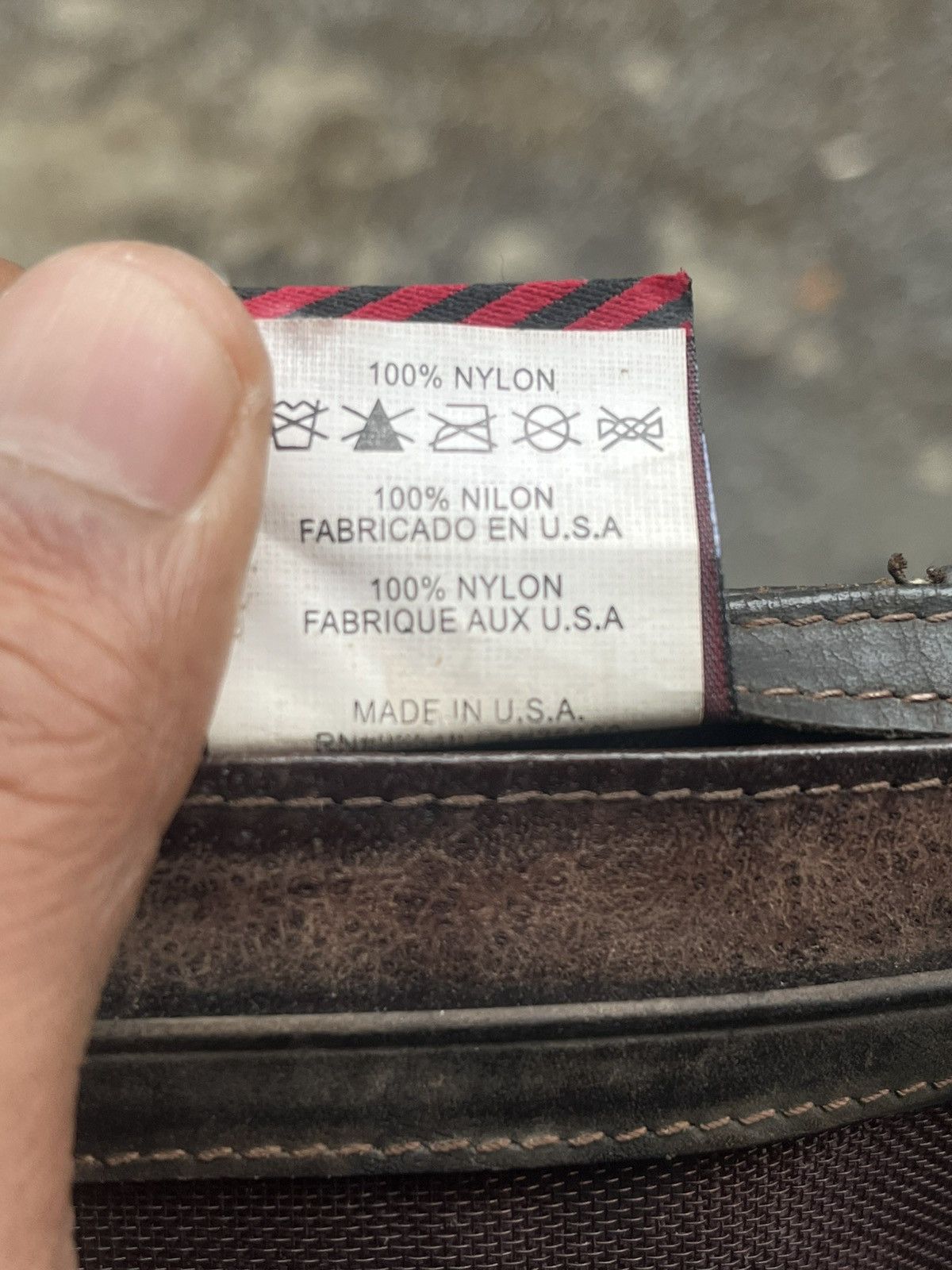 Oakley Oakley Distressed Leather Wallet Zig-Zag Stitching Vintage Size ONE SIZE - 8 Thumbnail
