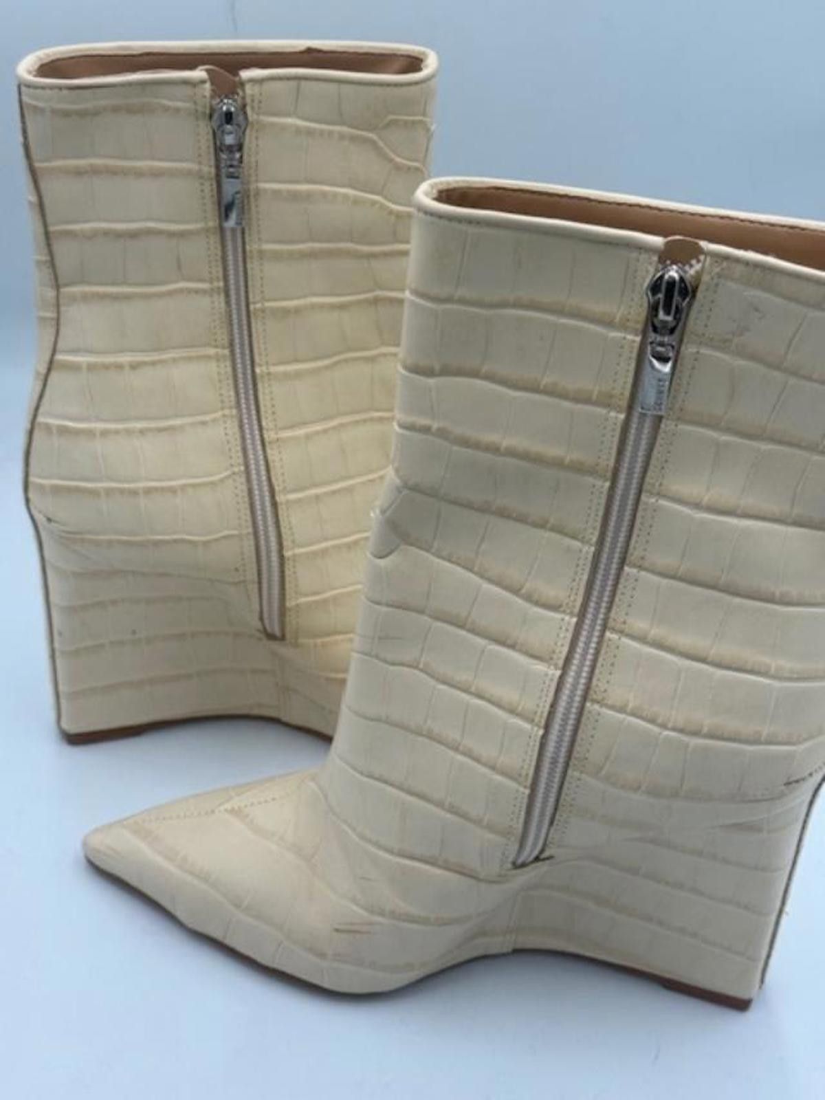 Other SCHUTZ CREAM ASAYA CROC LEATHER POINTED TOE BOOTS WEDGE Sz 7 Size US 7 / IT 37 - 5 Thumbnail