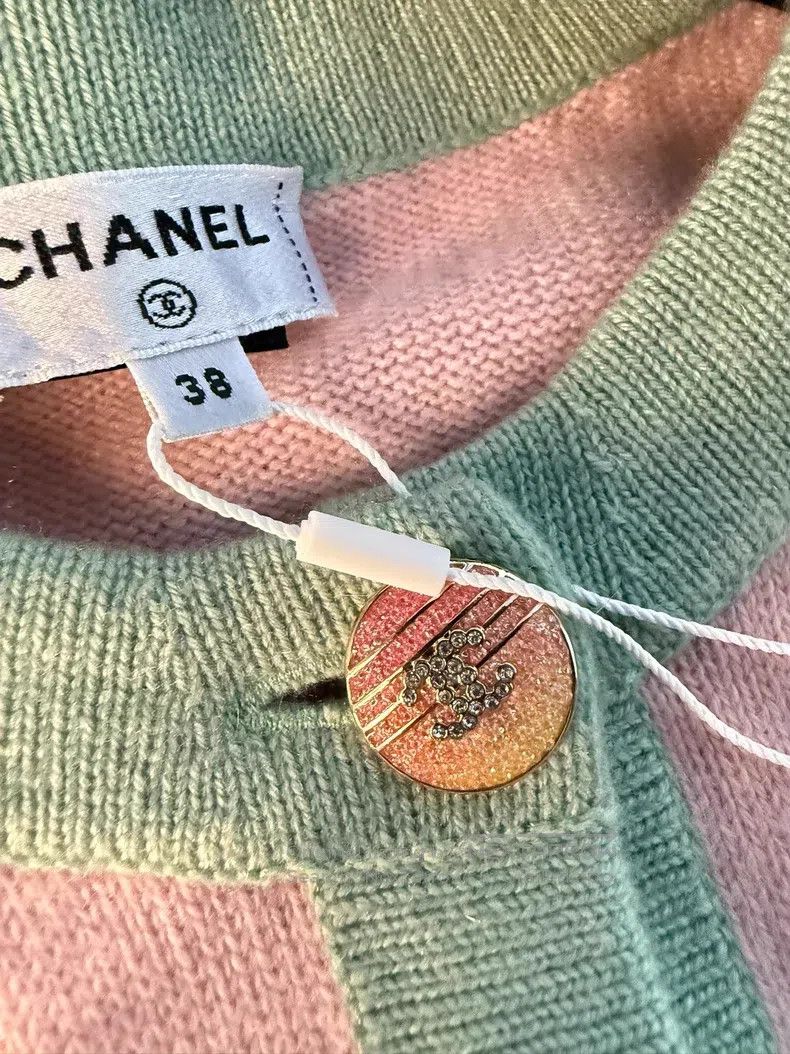 Chanel Chanel 24c pink green 100% cashmere cardigan coat Size XS / US 0-2 / IT 36-38 - 4 Thumbnail