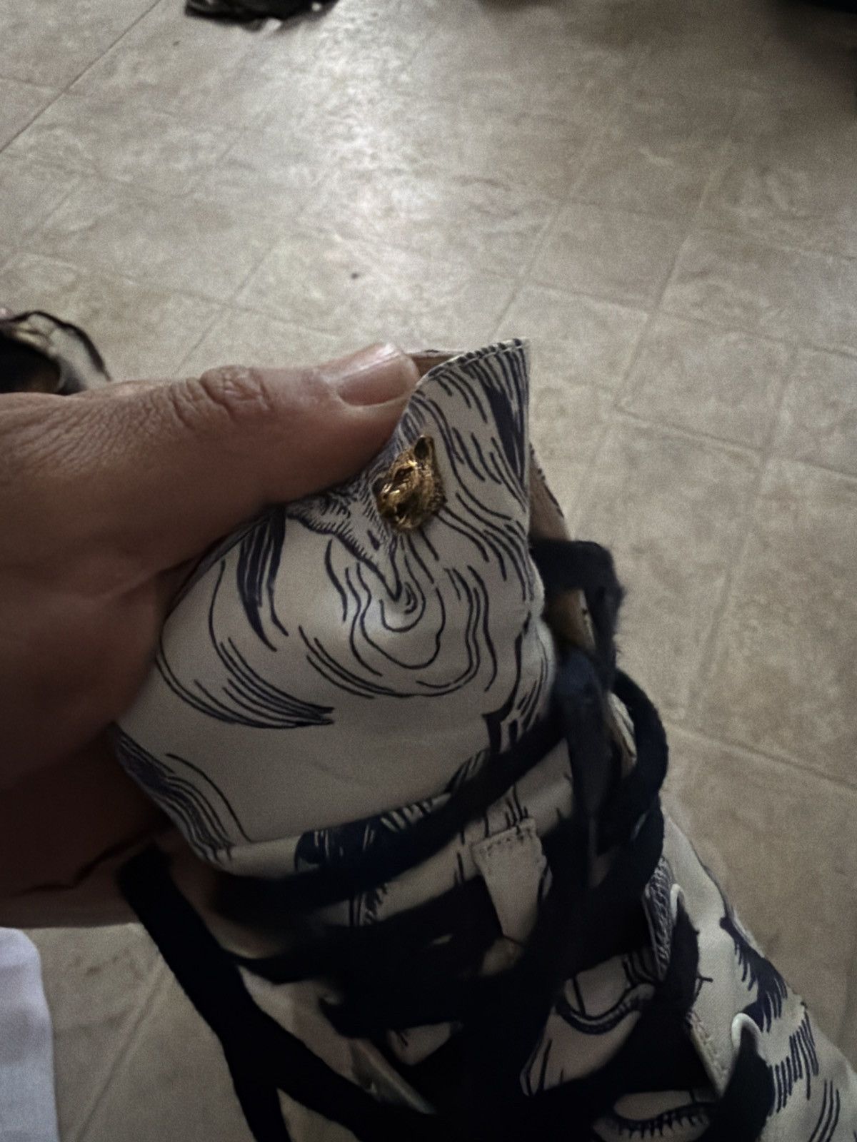 Gucci Gucci hightops, disney collab Size US 11 / EU 44 - 3 Thumbnail