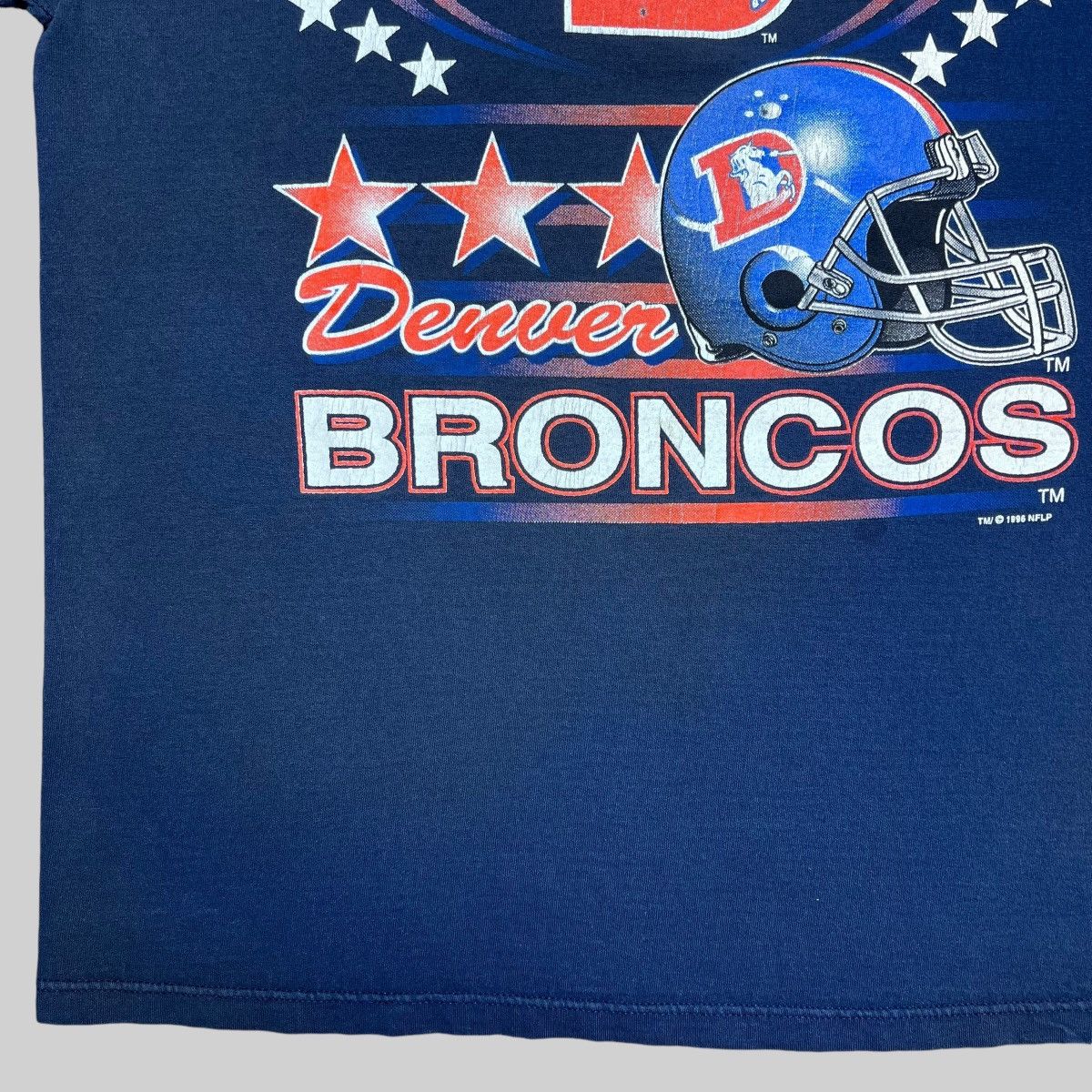Logo 7 × NFL × Vintage Vintage 1996 NFL Denver Broncos Spell Out Graphic Logo 7 Tee Size US XL / EU 56 / 4 - 6 Thumbnail