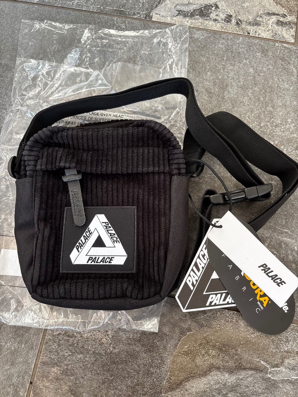 Palace × Streetwear PALACE x CORDURA DOUBLE DIAMOND SHOT BAG BLACK