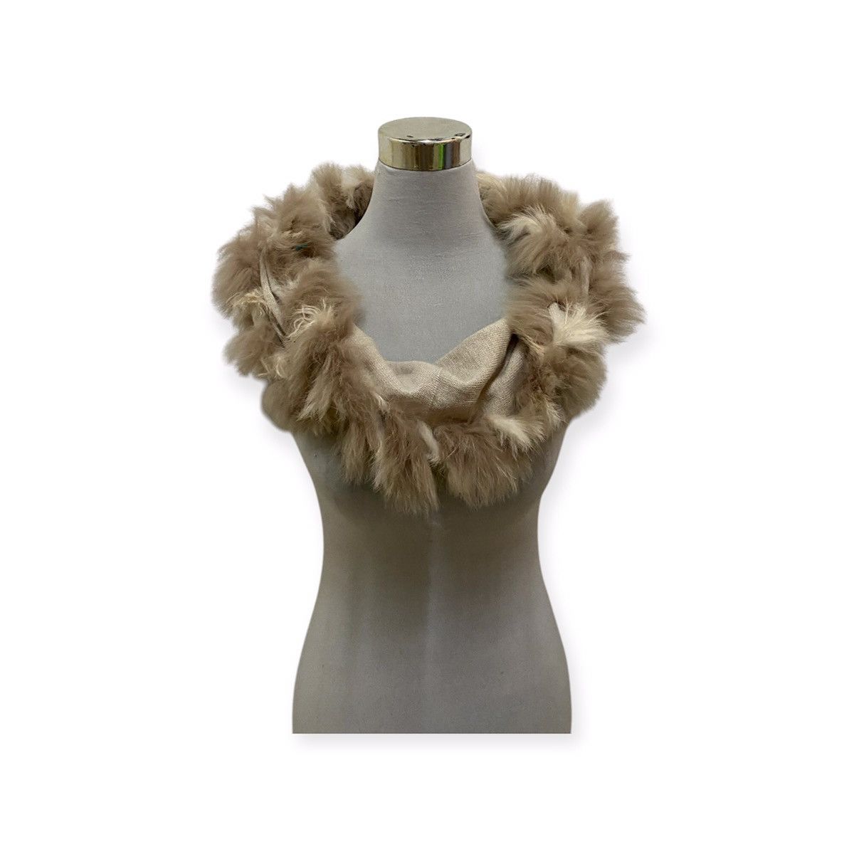 Japanese Brand Japanese Brand Rabbit Fur Neck Warmer Muffler Scarves Size ONE SIZE - 1 Thumbnail