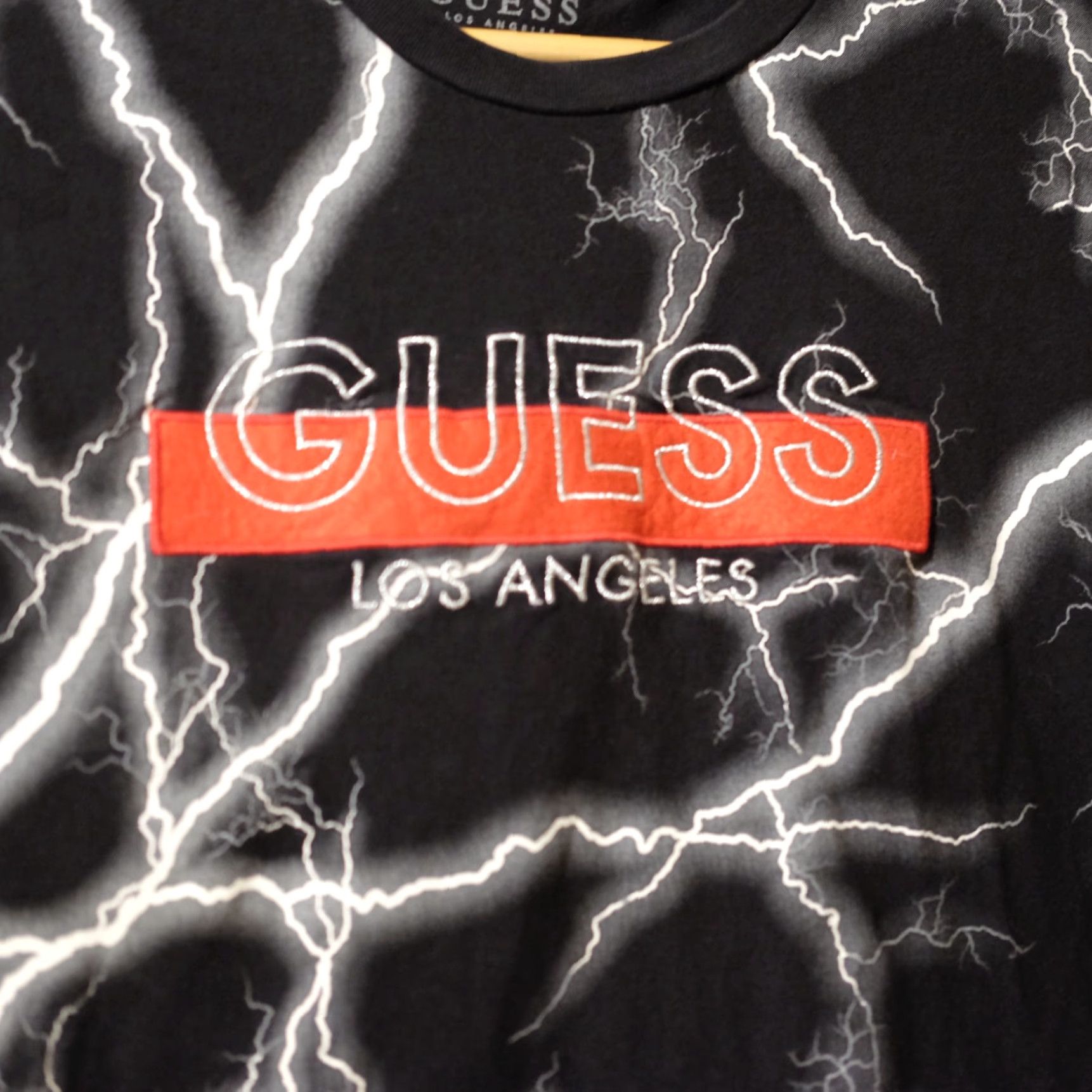Guess VINTAGE Guess Los Angeles Shirt Lightning Design & Red Box Mens L #A14-2 Size US L / EU 52-54 / 3 - 5 Thumbnail