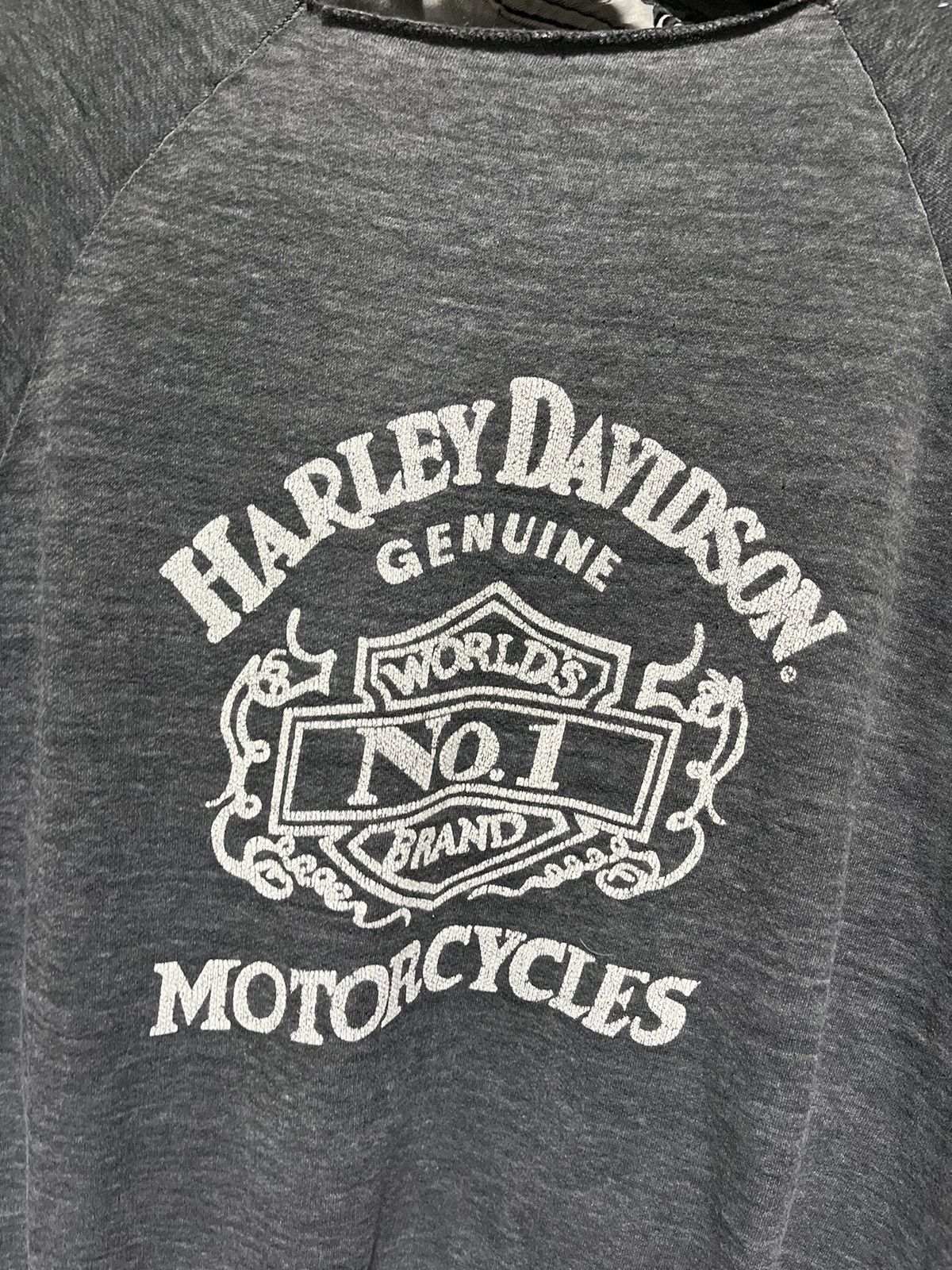 Harley Davidson × Vintage CRAZY VINTAGE 90s HARLEY DAVIDSON FADED SKULL WINGS CREWNECK Size US S / EU 44-46 / 1 - 9 Thumbnail
