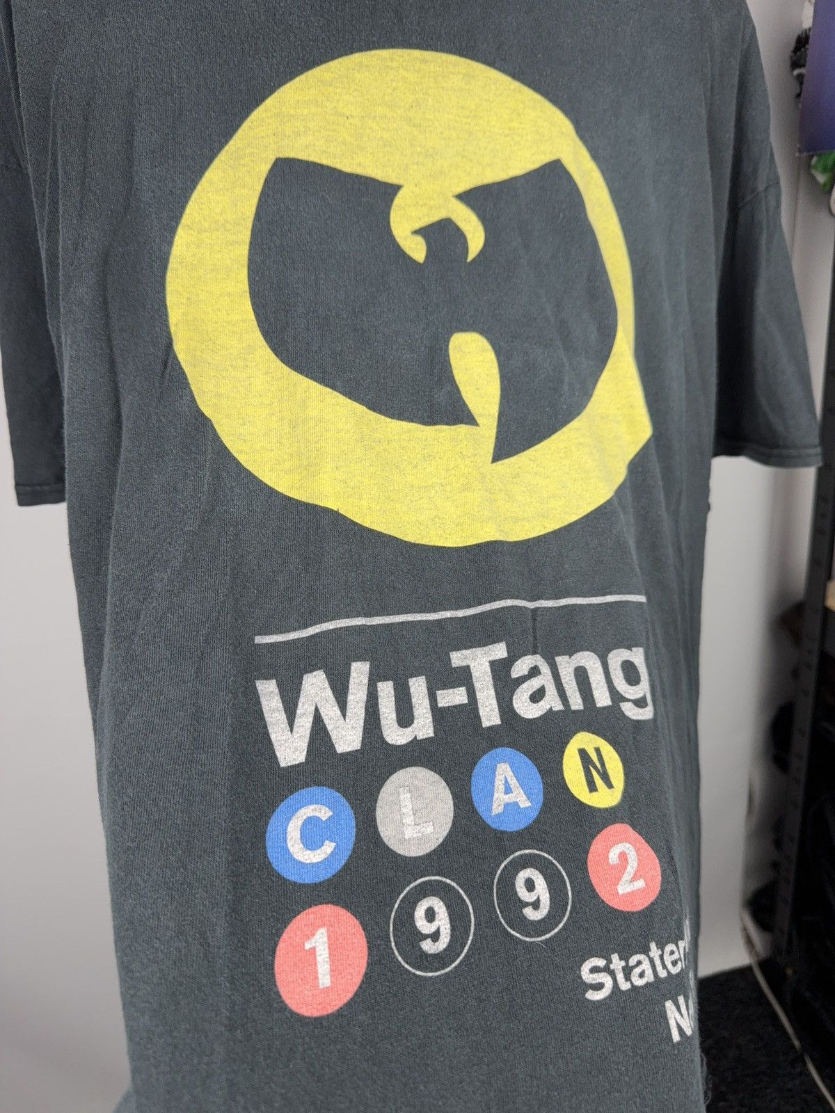 Wu-Tang Clan 00s Wu-Tang Clan Staten Island 1992 Logo Faded T-Shirt XL Size US XL / EU 56 / 4 - 4 Thumbnail