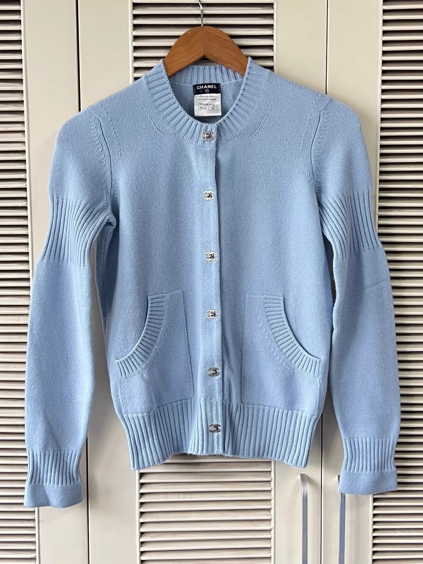 Chanel Chanel Baby Blue Schoolbag Buckle Cardigan 34 Size XS / US 0-2 / IT 36-38 - 1 Thumbnail