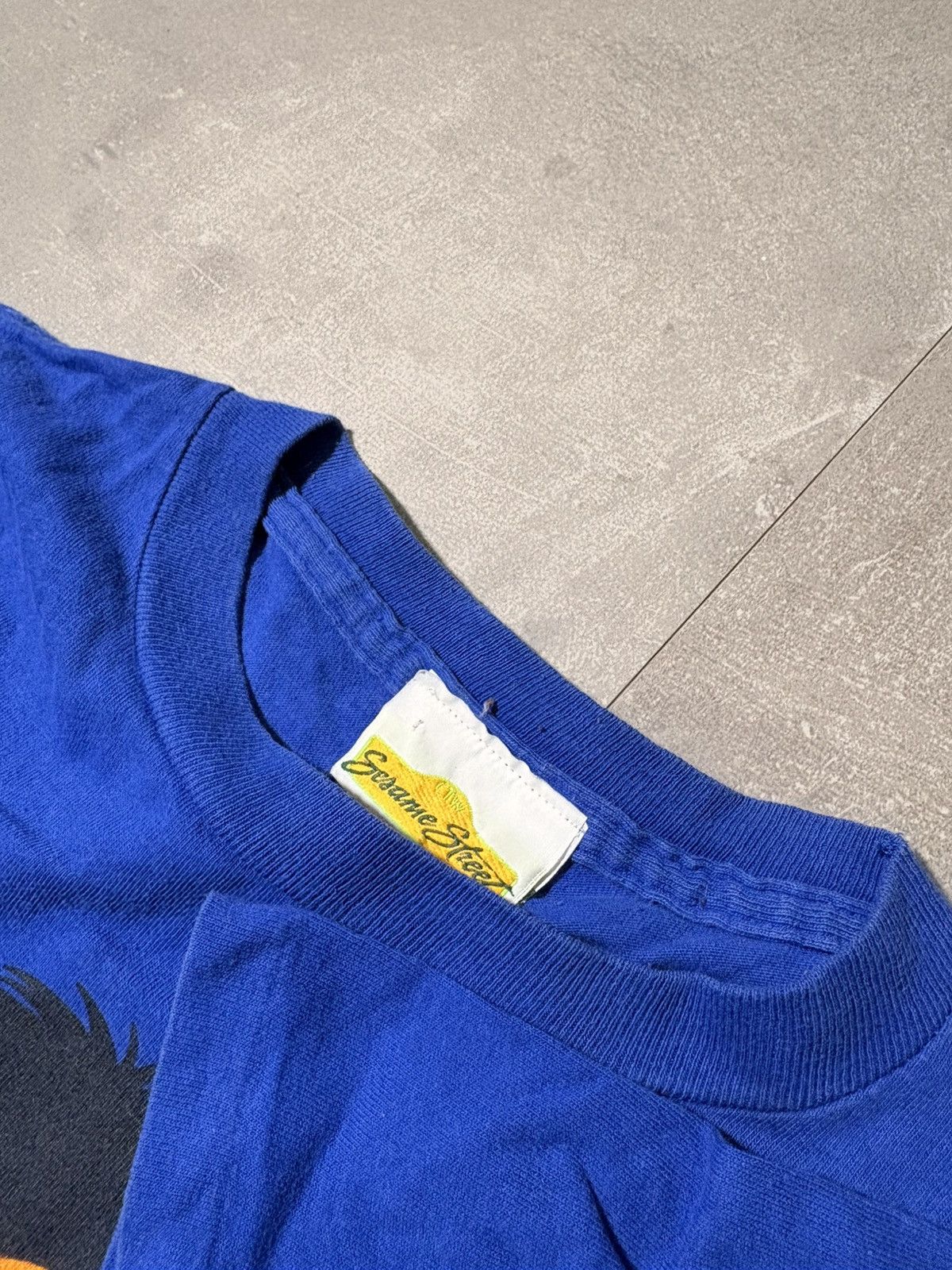 Changes 90s Sesame street sleeping Ernie singlestitch shirt Size US M / EU 48-50 / 2 - 5 Thumbnail