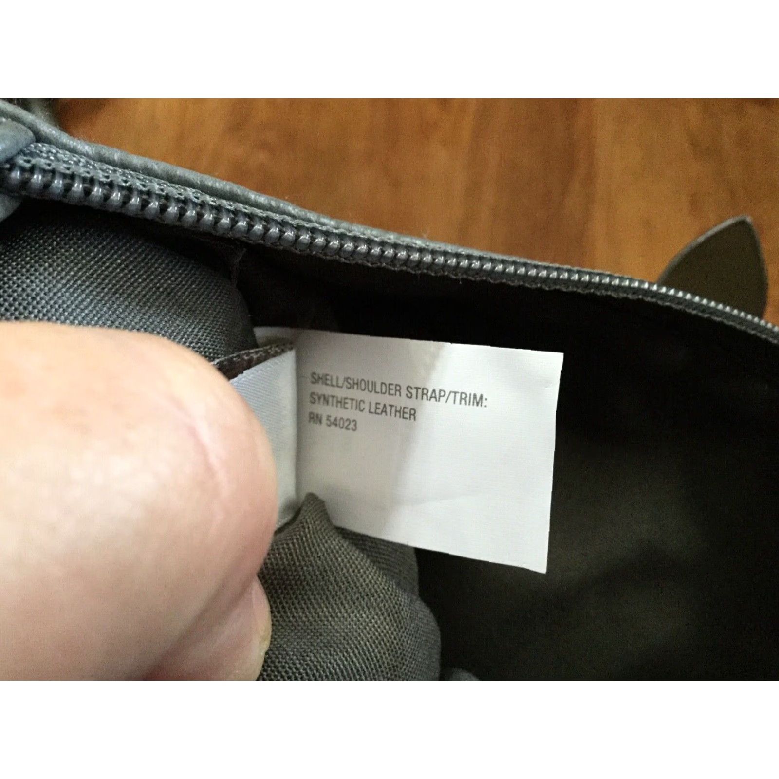 Old Navy Old Navy Clutch Purse Small Gray Synthetic Leather Zipper Snap Women Size ONE SIZE - 4 Thumbnail