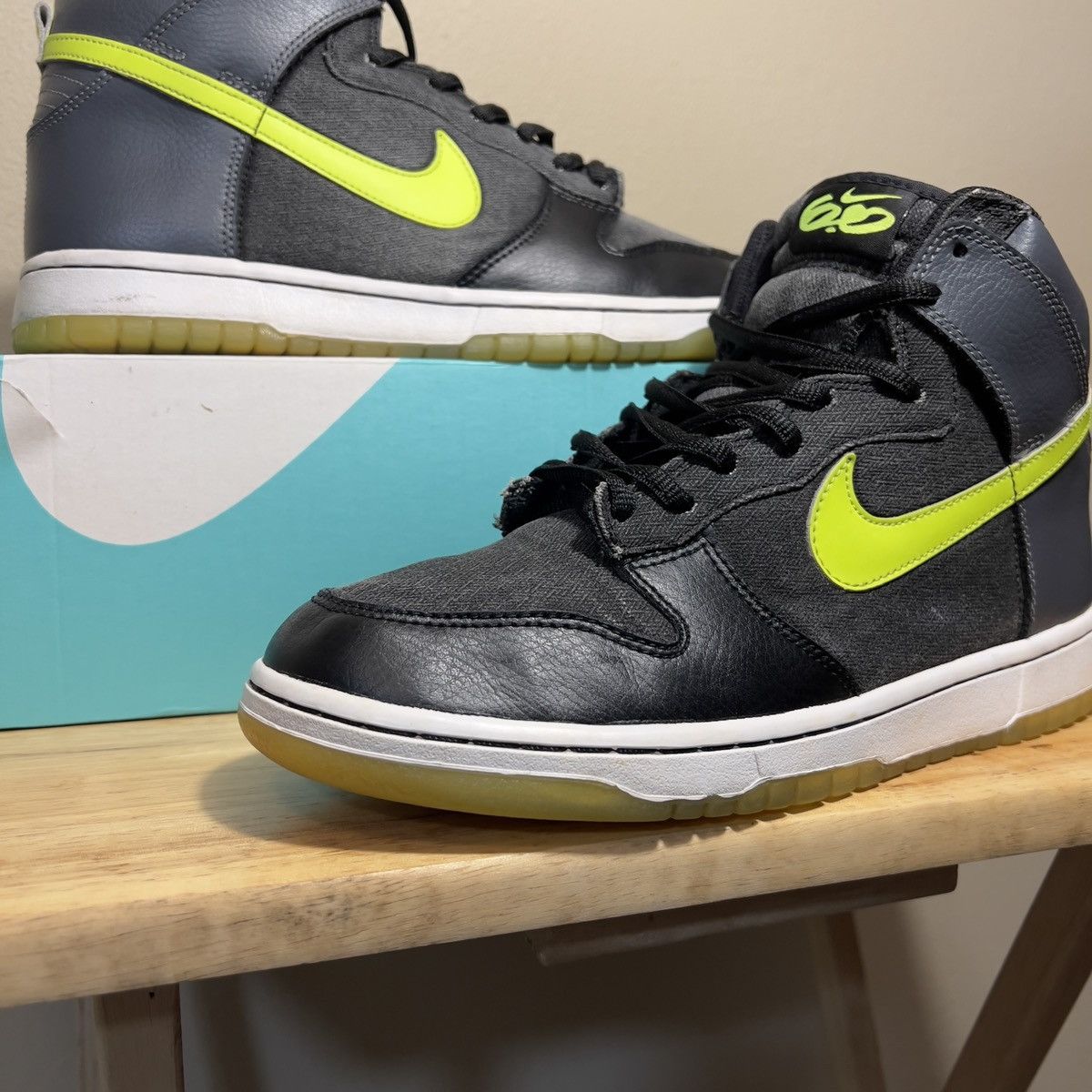Vintage Nike 6.0 Premium Grey Volt Glow In The Dark