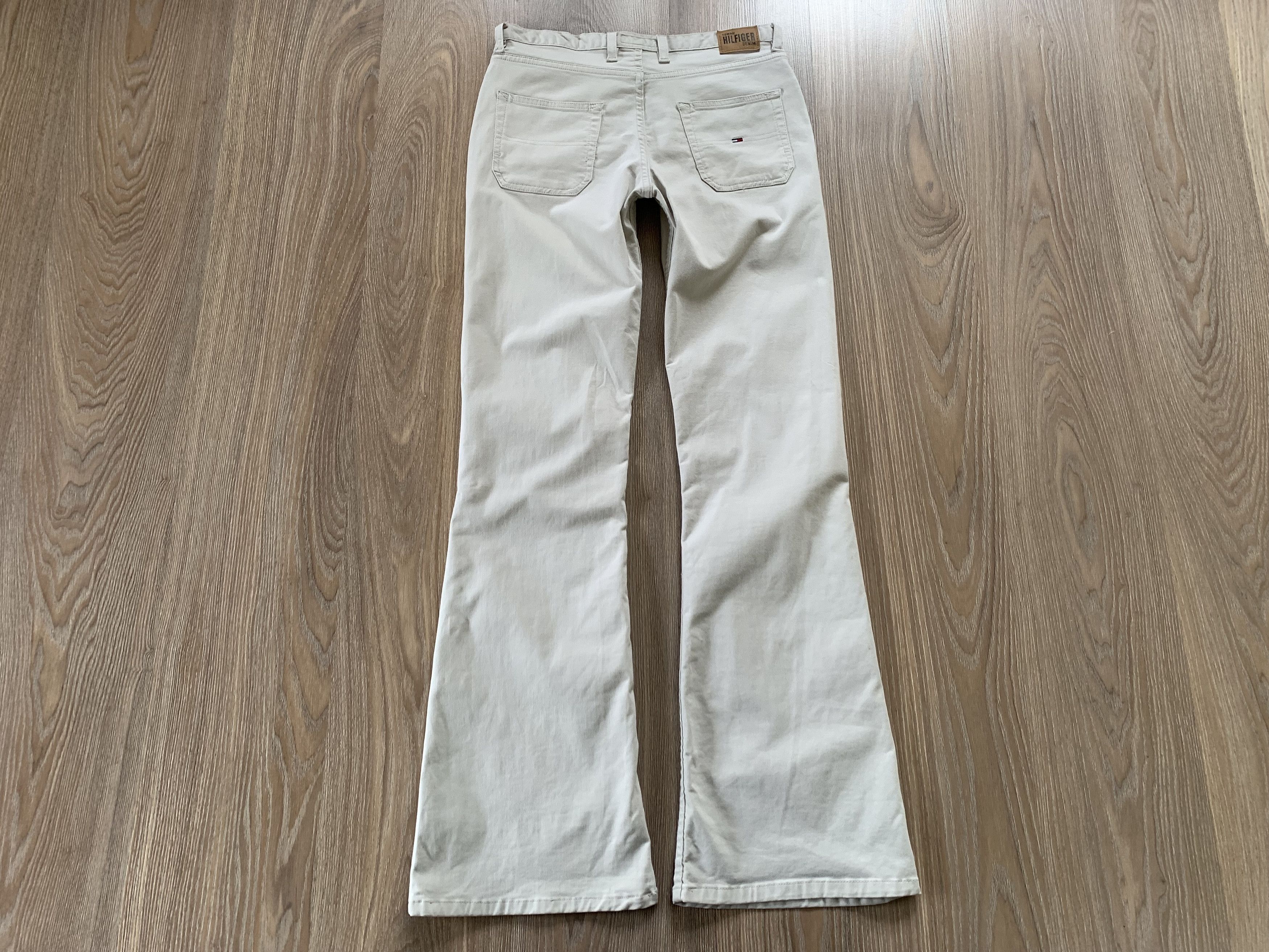 Tommy Hilfiger Women’s Tommy Hilfiger Denim Hipster Bell Bottom Jeans Size 29" - 3 Thumbnail