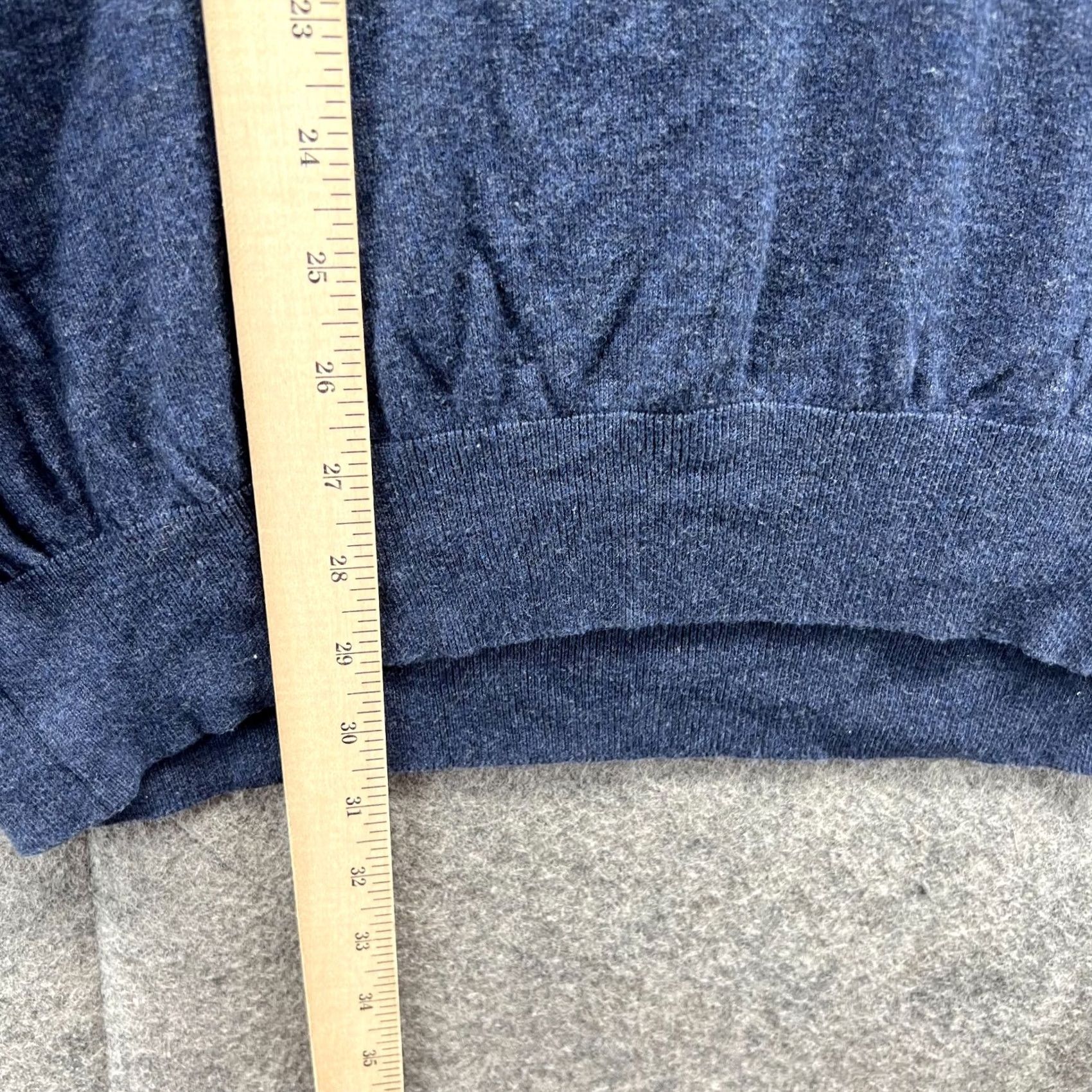 Vintage VINTAGE Greg Norman Sweatshirt Mens XL Navy Blue Long Sleeve Pullover Golf Lightweight Cotton Knit Logo Pushes All Seasons Size US XL / EU 56 / 4 - 4 Thumbnail