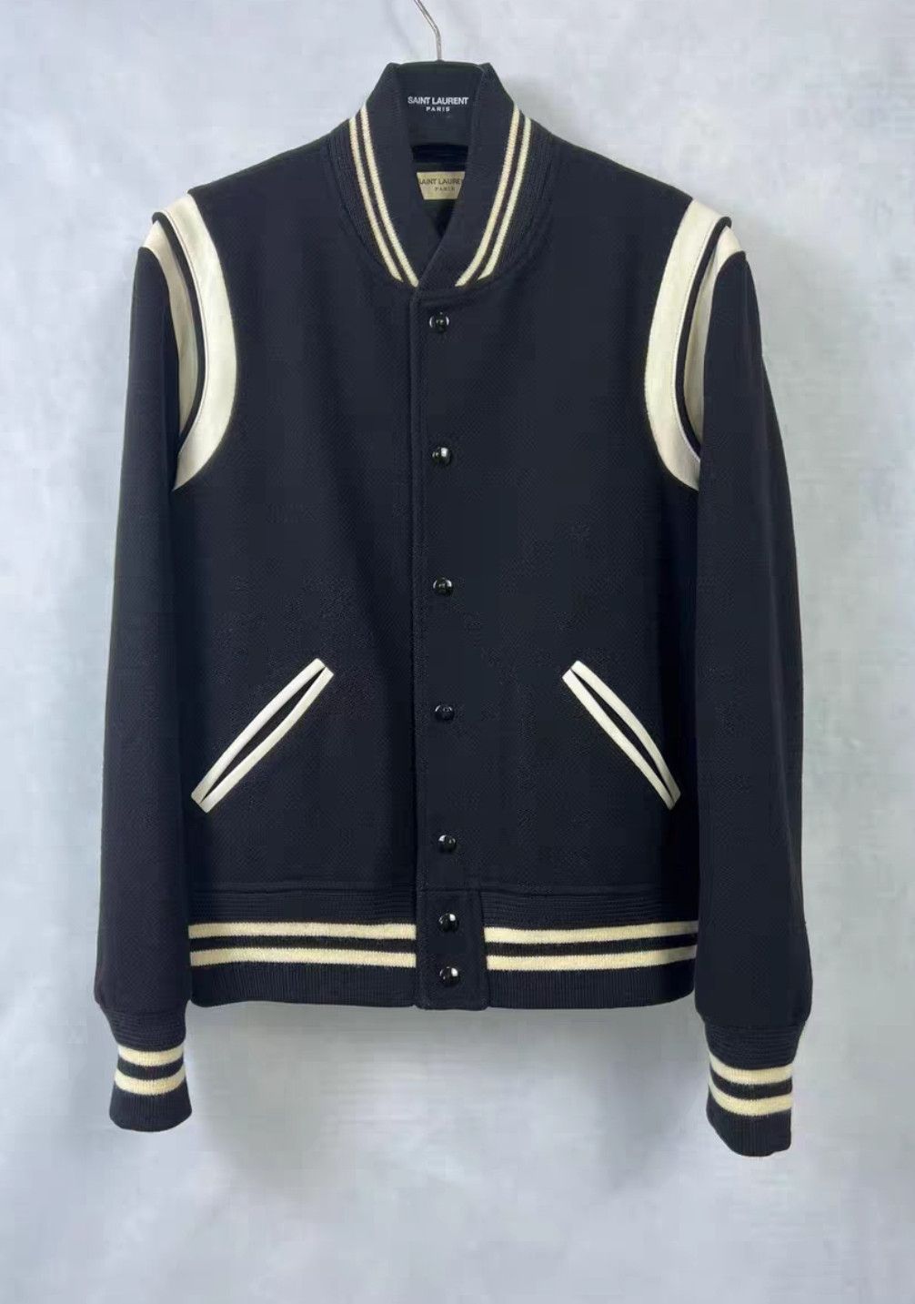 Yves Saint Laurent Saint Laurent Classic black and white Teddy jacket 2502-Ne Size US L / EU 52-54 / 3 - 1 Thumbnail