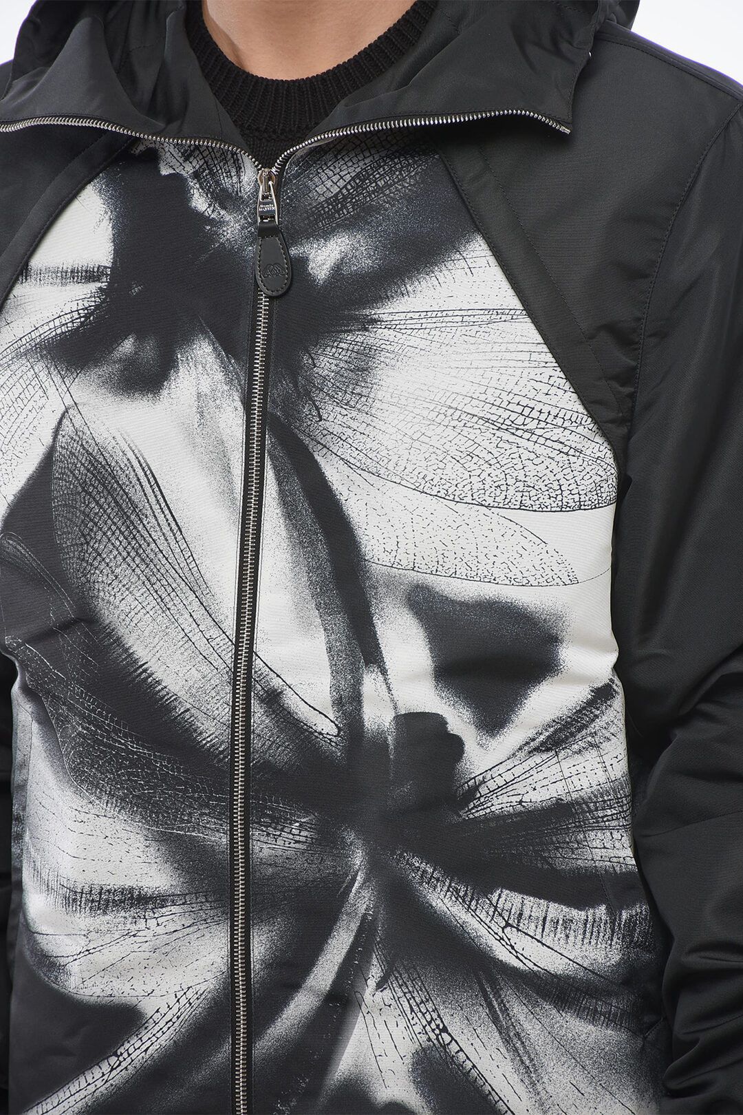 Alexander McQueen og1mm0925 Windbreaker Jacket in Black Size US L / EU 52-54 / 3 - 3 Thumbnail
