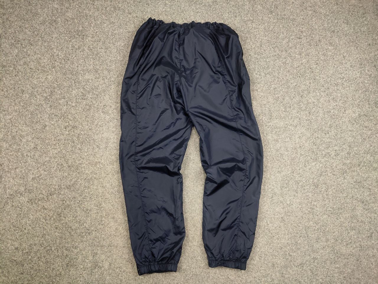 Nike Vintage 90s Nike Navy Nylon Track Pants Y2K Rare Retro Hype Size US 36 / EU 52 - 9 Thumbnail