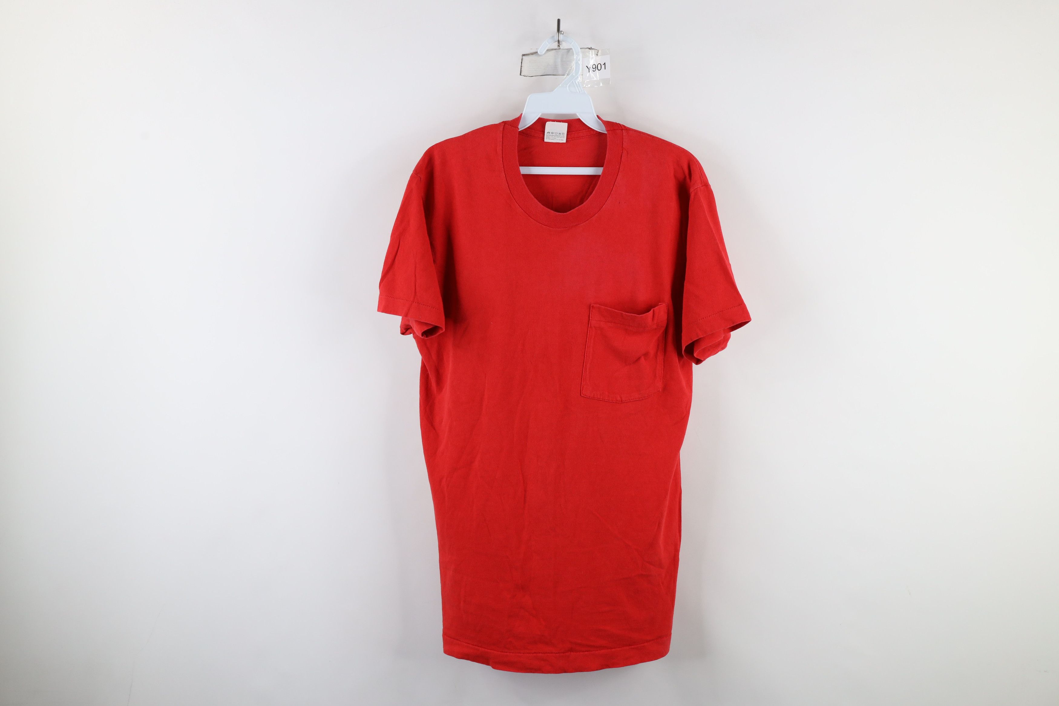 Vintage Vintage 90s Streetwear Blank Cotton Pocket T-Shirt Red USA Size US L / EU 52-54 / 3 - 1 Thumbnail