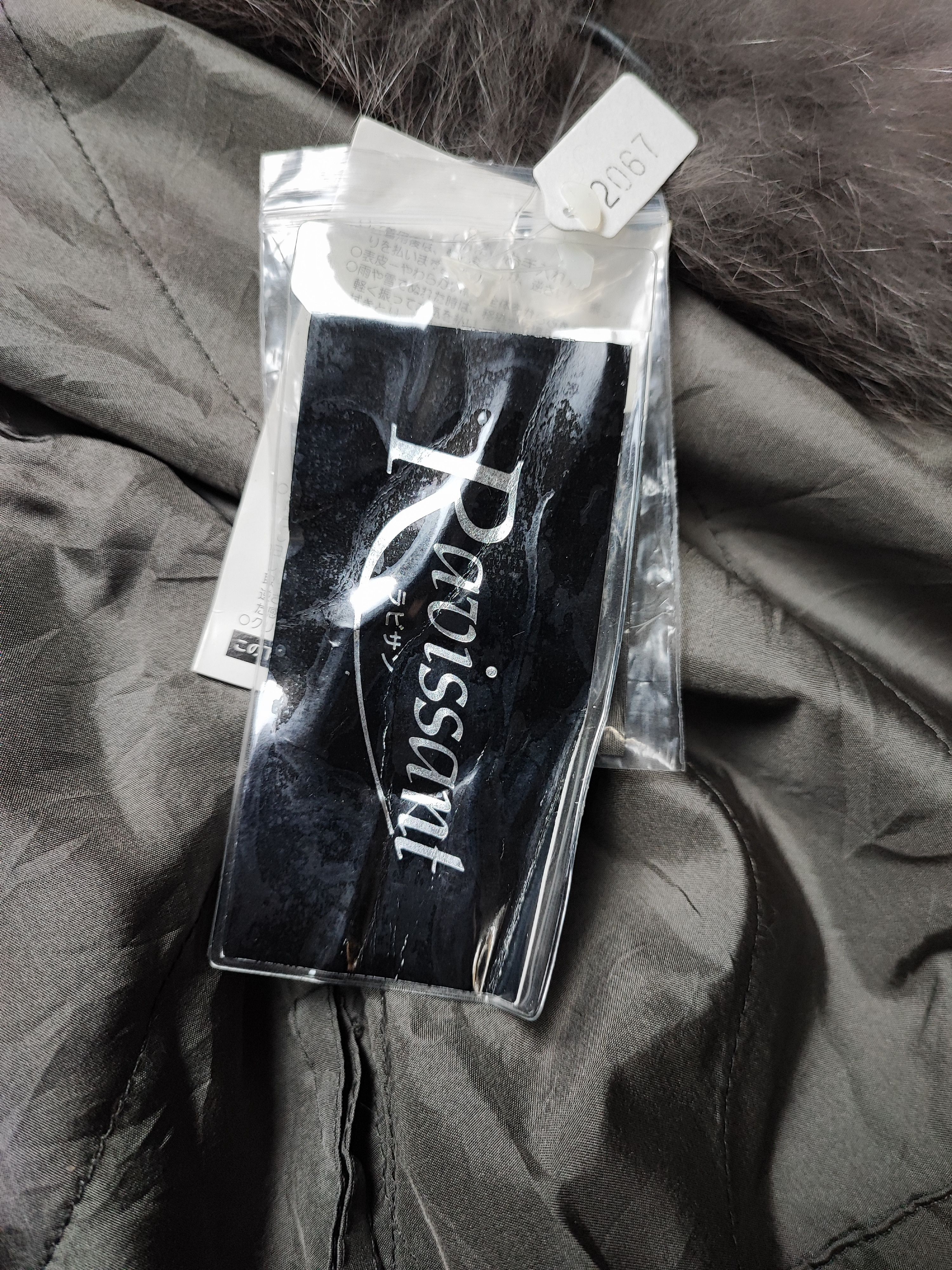 Le Grande Bleu (L.G.B.) Vintage Real Fur Bondage Coat Ravissant Size L / US 10 / IT 46 - 18 Thumbnail