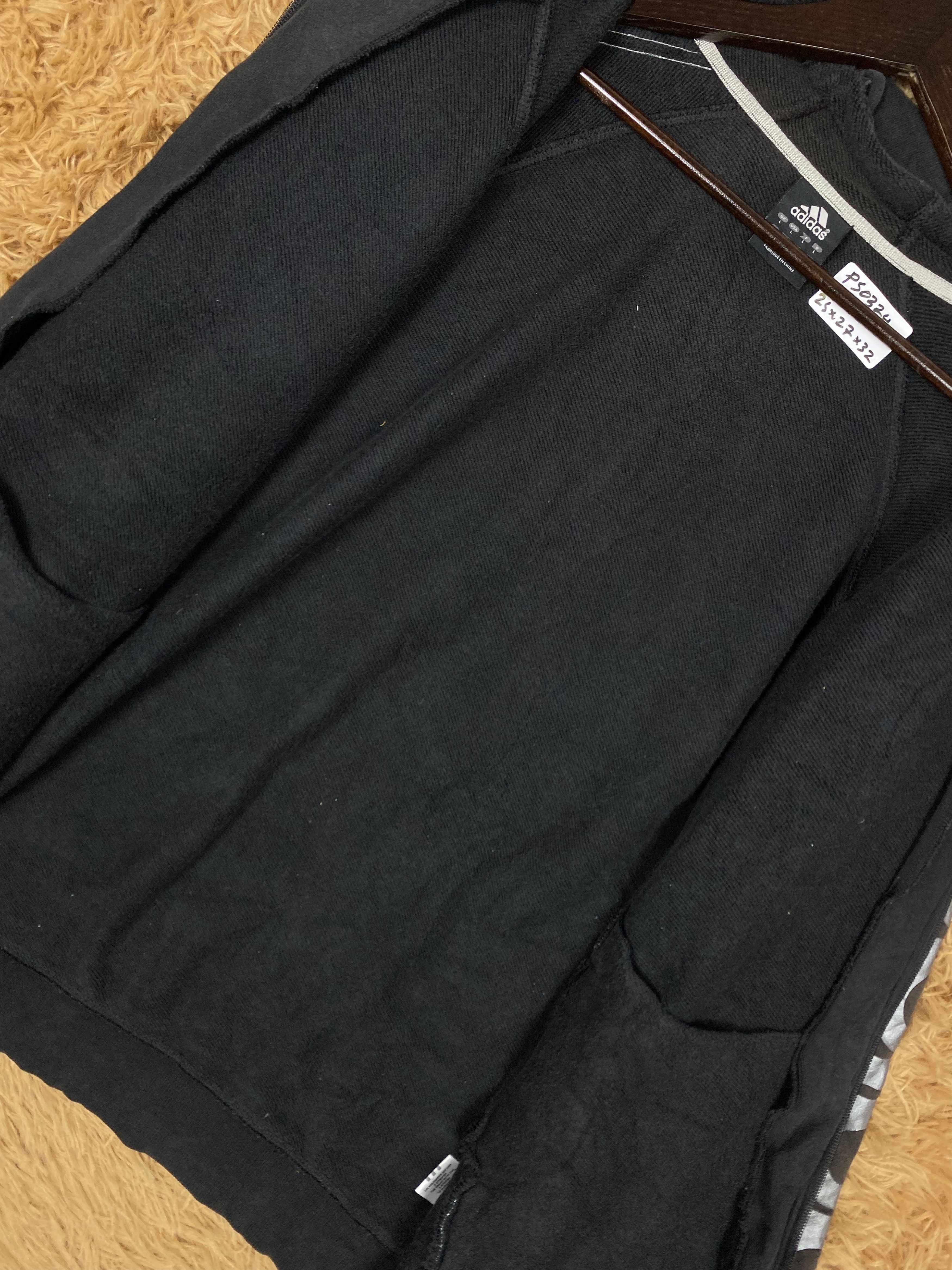 Adidas Vintage Adidas Three Stripe Hoodies PS0324 Size US L / EU 52-54 / 3 - 6 Thumbnail