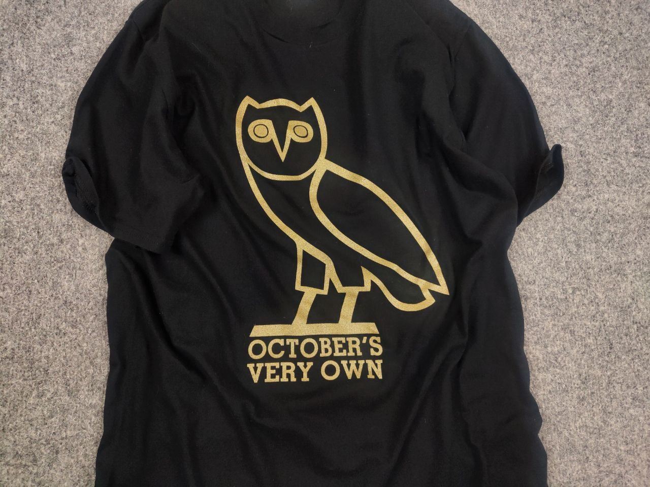 October's Very Own October's Very Own x Drake Black Gold Logo shirt tee Size US M / EU 48-50 / 2 - 5 Thumbnail