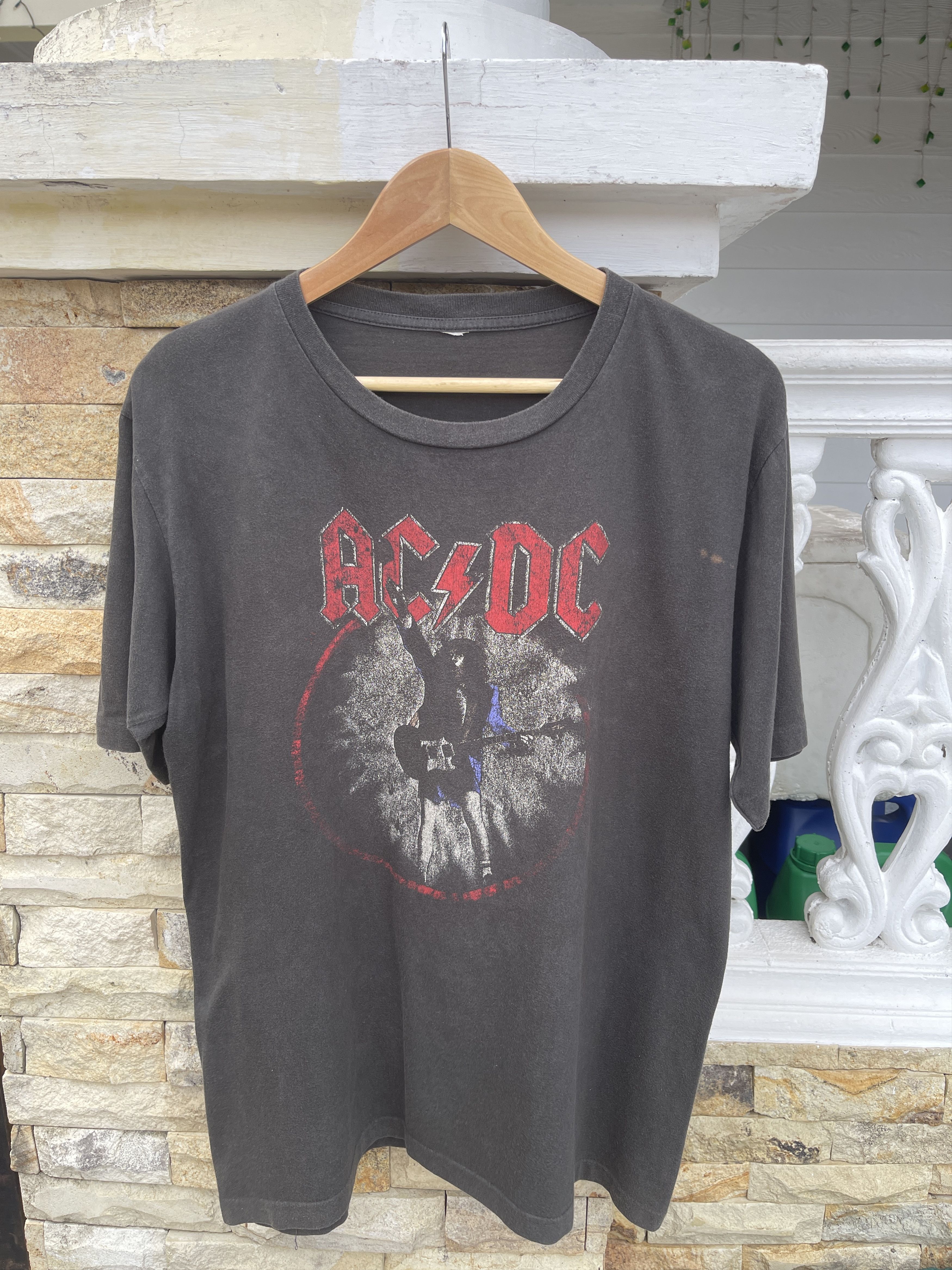 Band Tees Last Drop🔥Rare🔥Vintage Band ACDC World Tour Faded T-Shirt Size US L / EU 52-54 / 3 - 2 Thumbnail