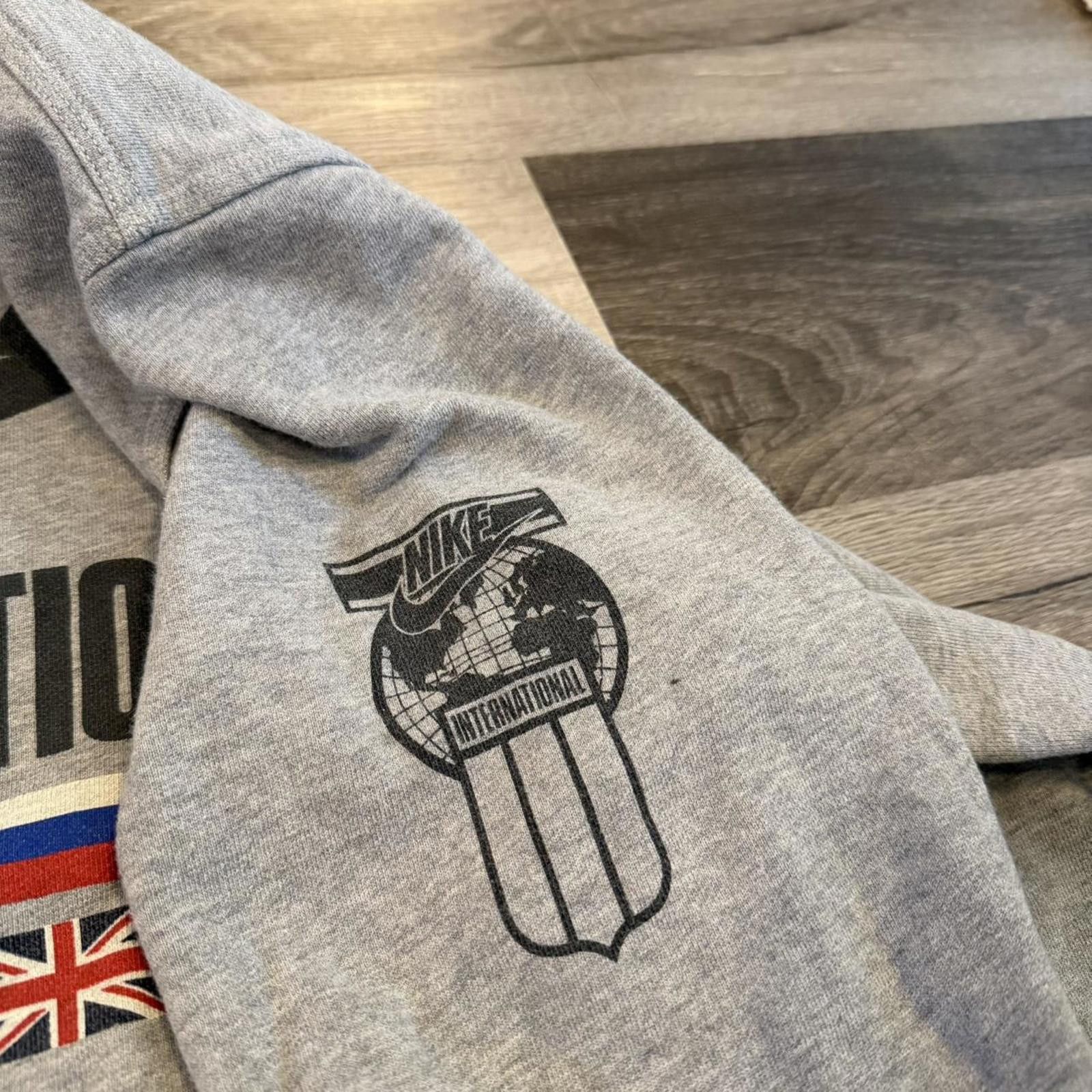 Nike Vintage Nike international flags crewneck sweatshirt 00s XXL Size US XXL / EU 58 / 5 - 5 Thumbnail